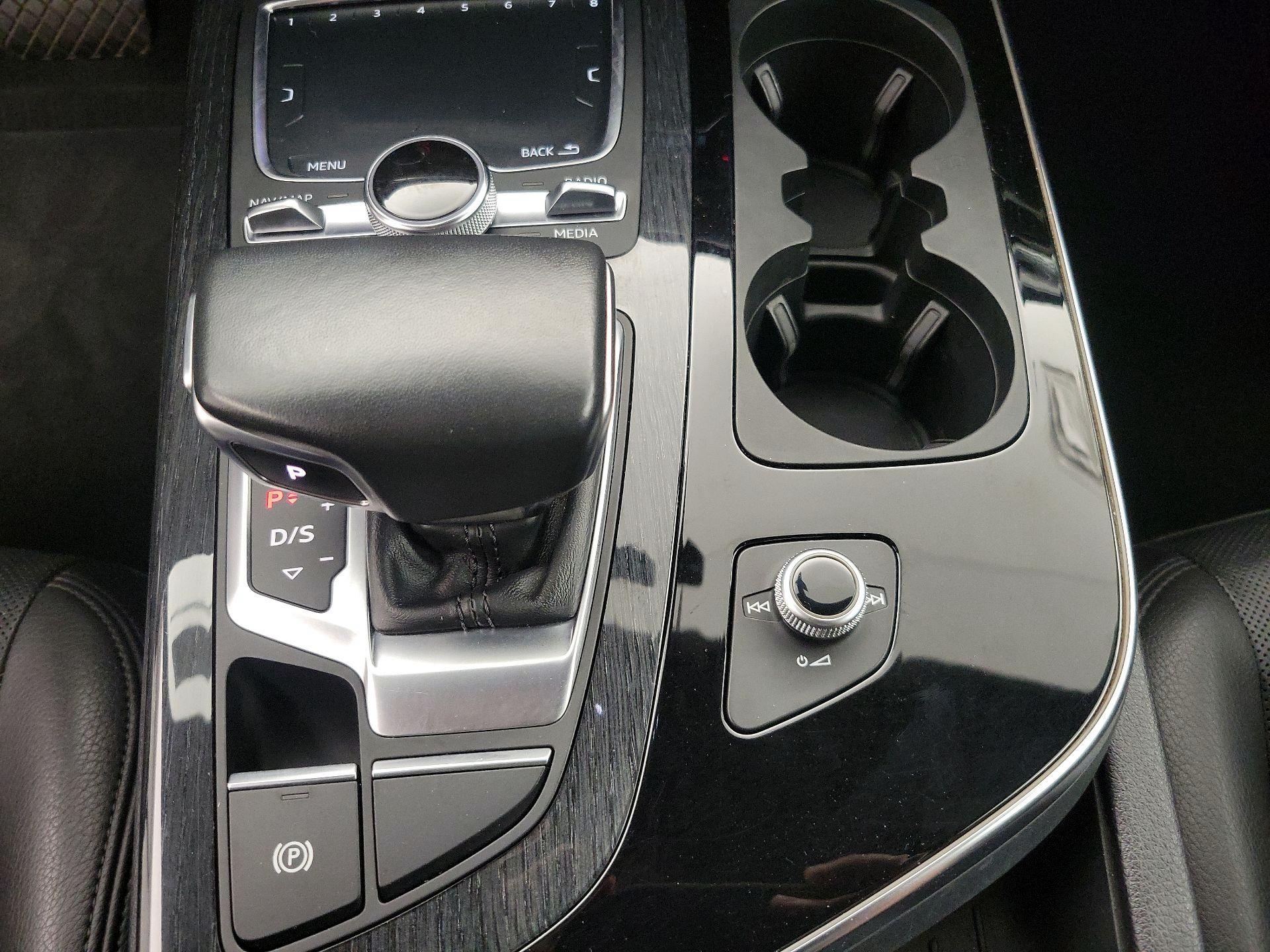Thumbnail: 2019 Audi Q7 - 18