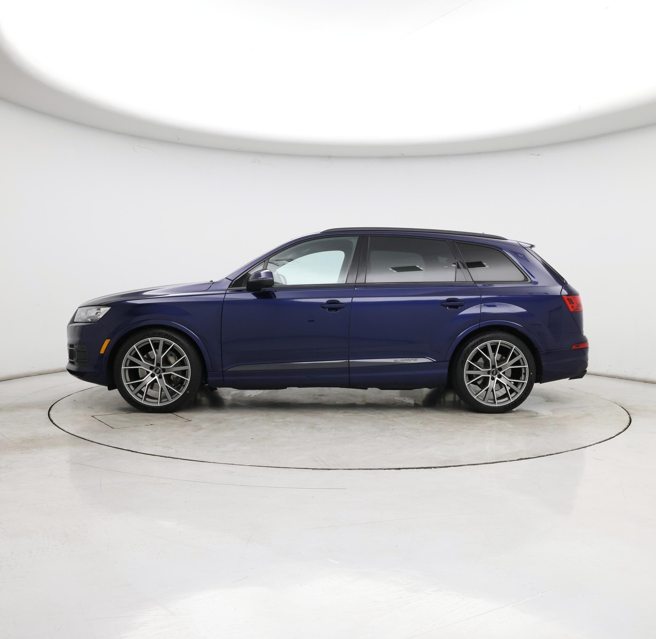 Thumbnail: 2019 Audi Q7 - 3