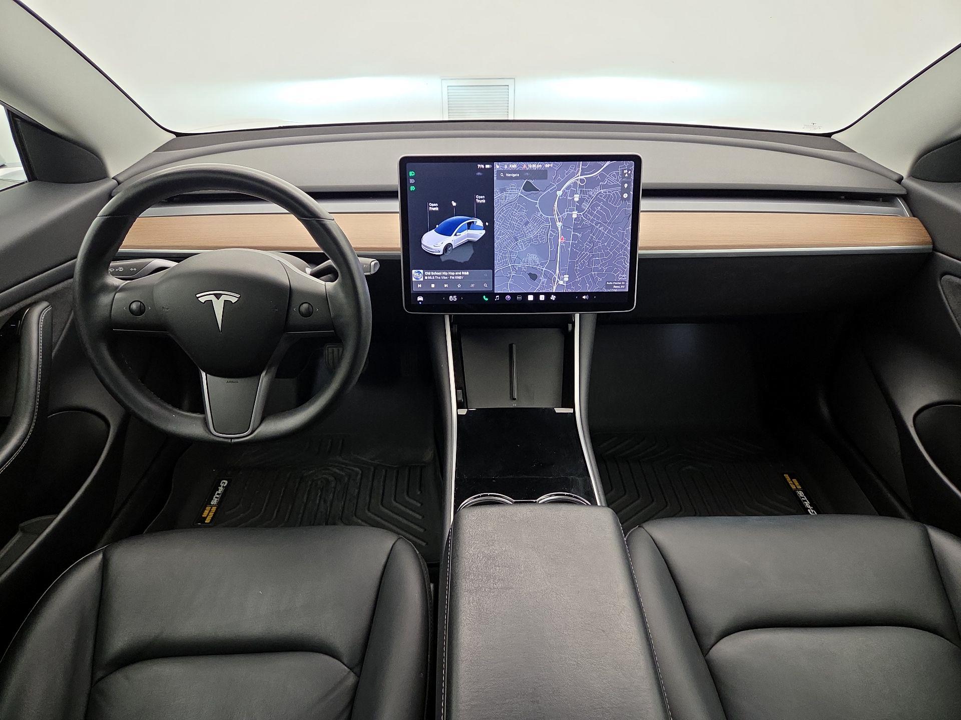 Thumbnail: 2020 Tesla Model 3 - 9