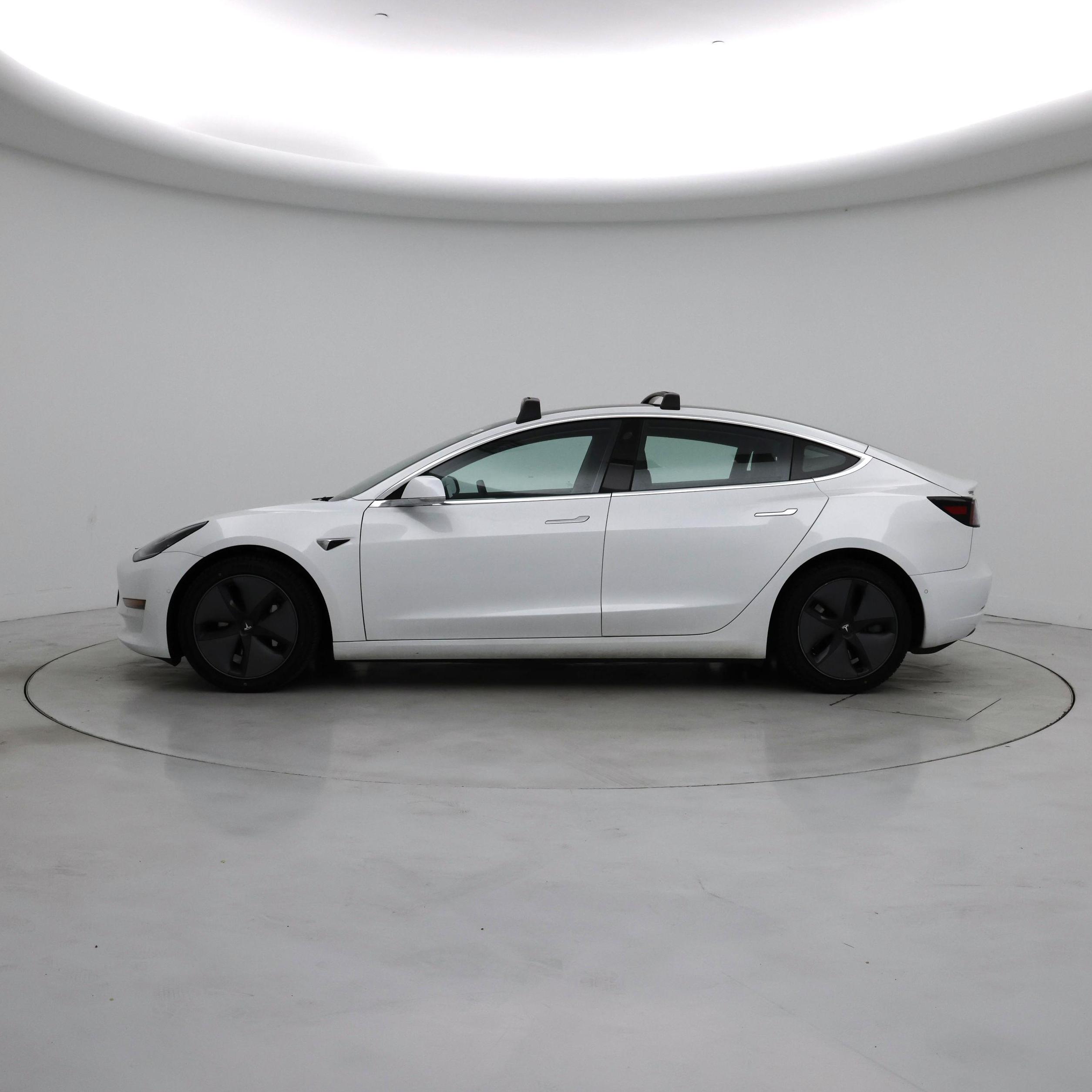 Thumbnail: 2020 Tesla Model 3 - 3