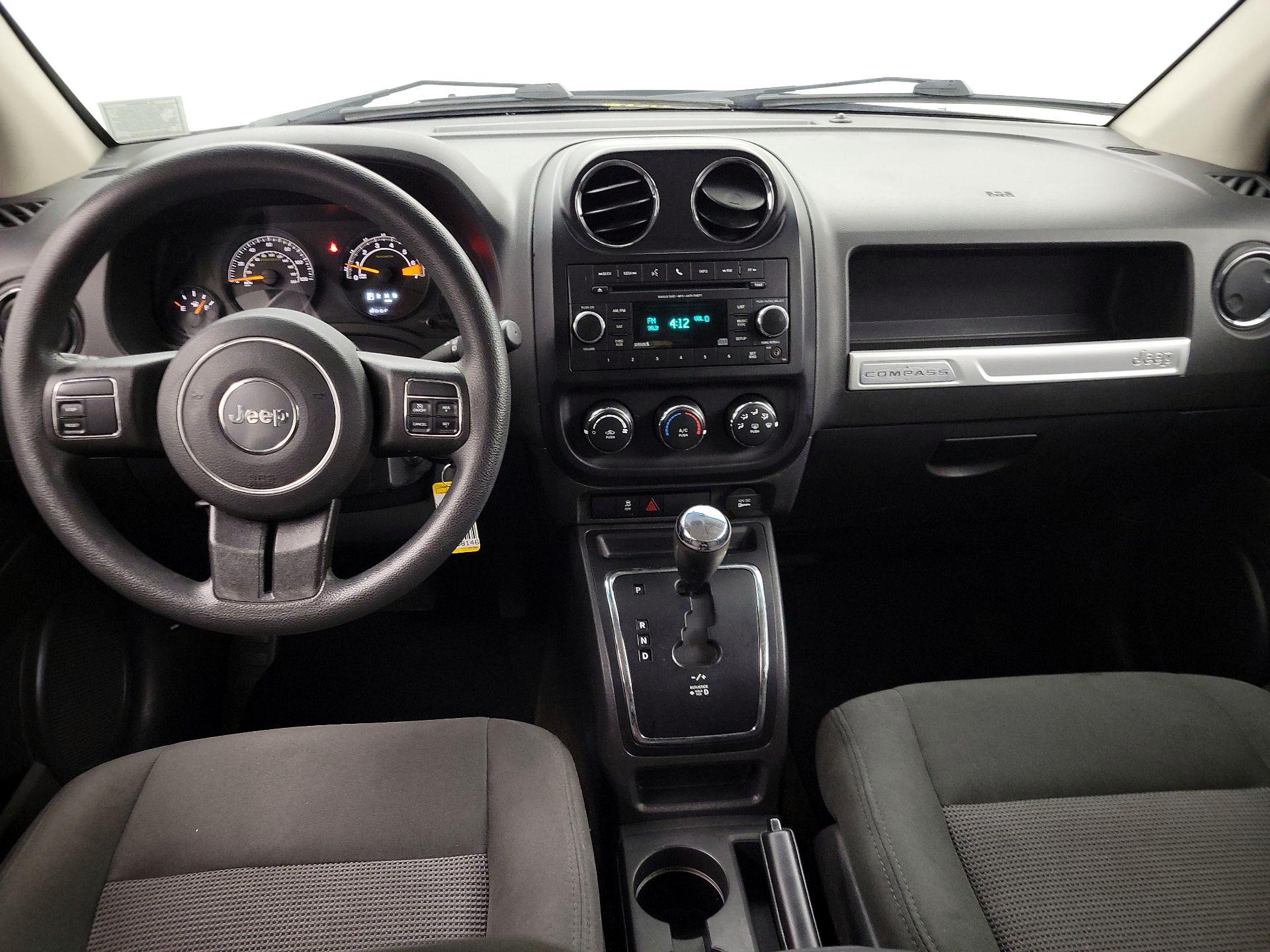Thumbnail: 2016 Jeep Compass - 9