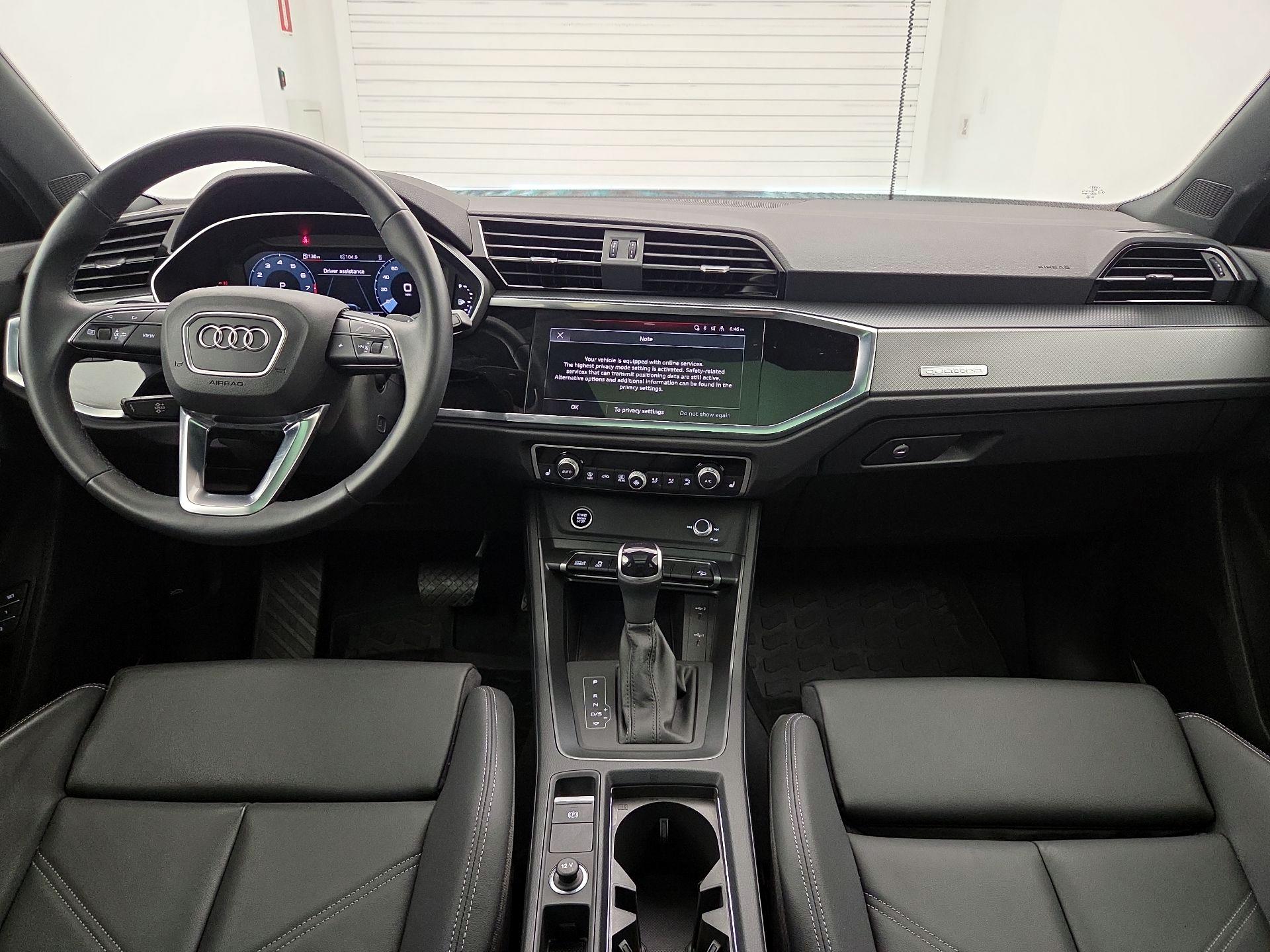 Thumbnail: 2023 Audi Q3 - 9