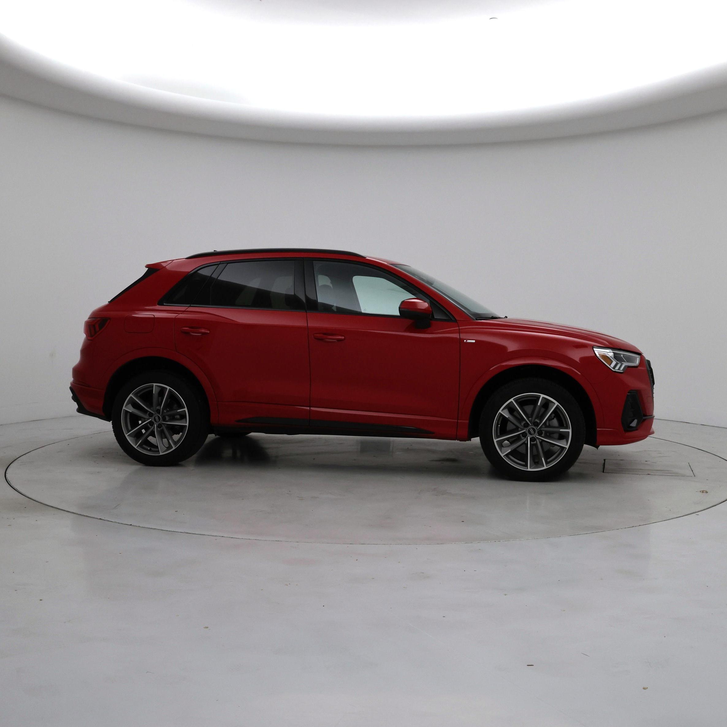 Thumbnail: 2023 Audi Q3 - 7