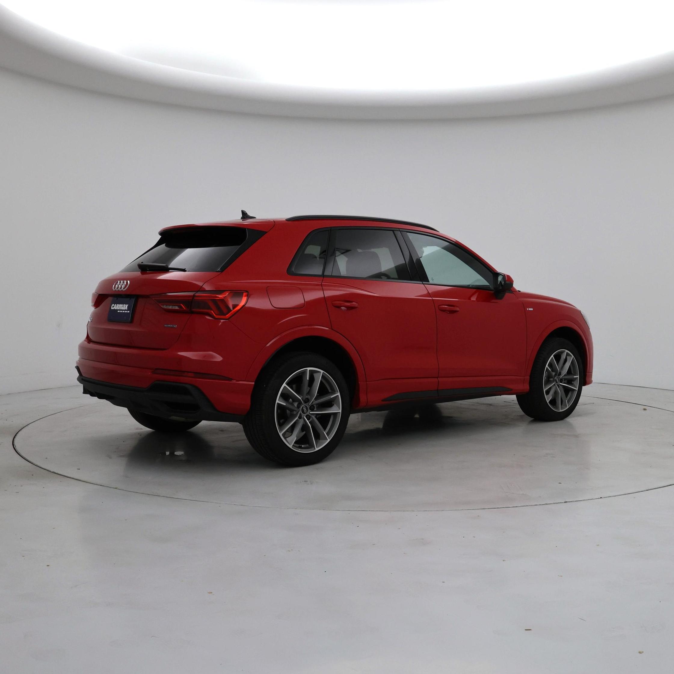 Thumbnail: 2023 Audi Q3 - 8