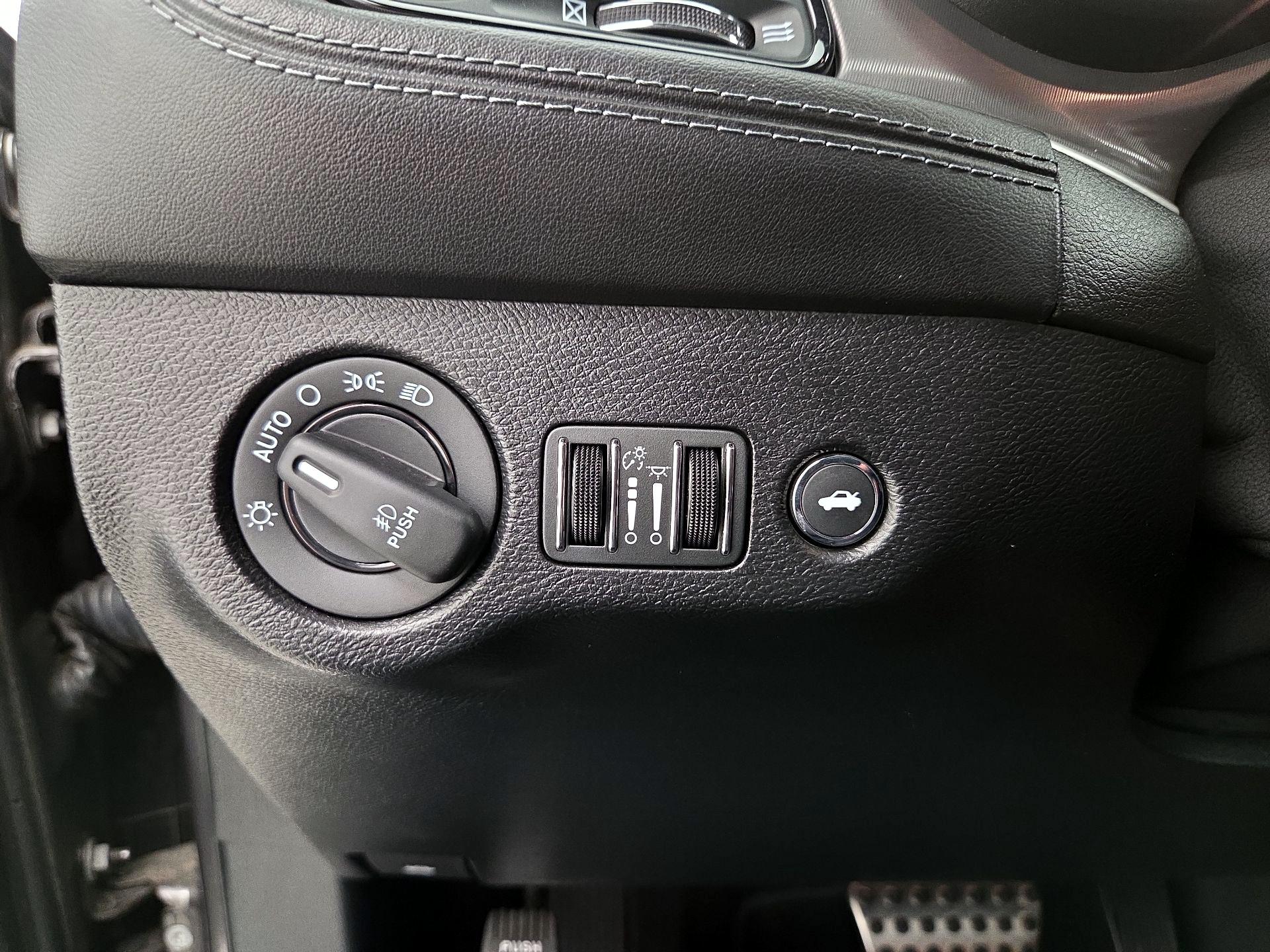 Thumbnail: 2022 Dodge Challenger - 11