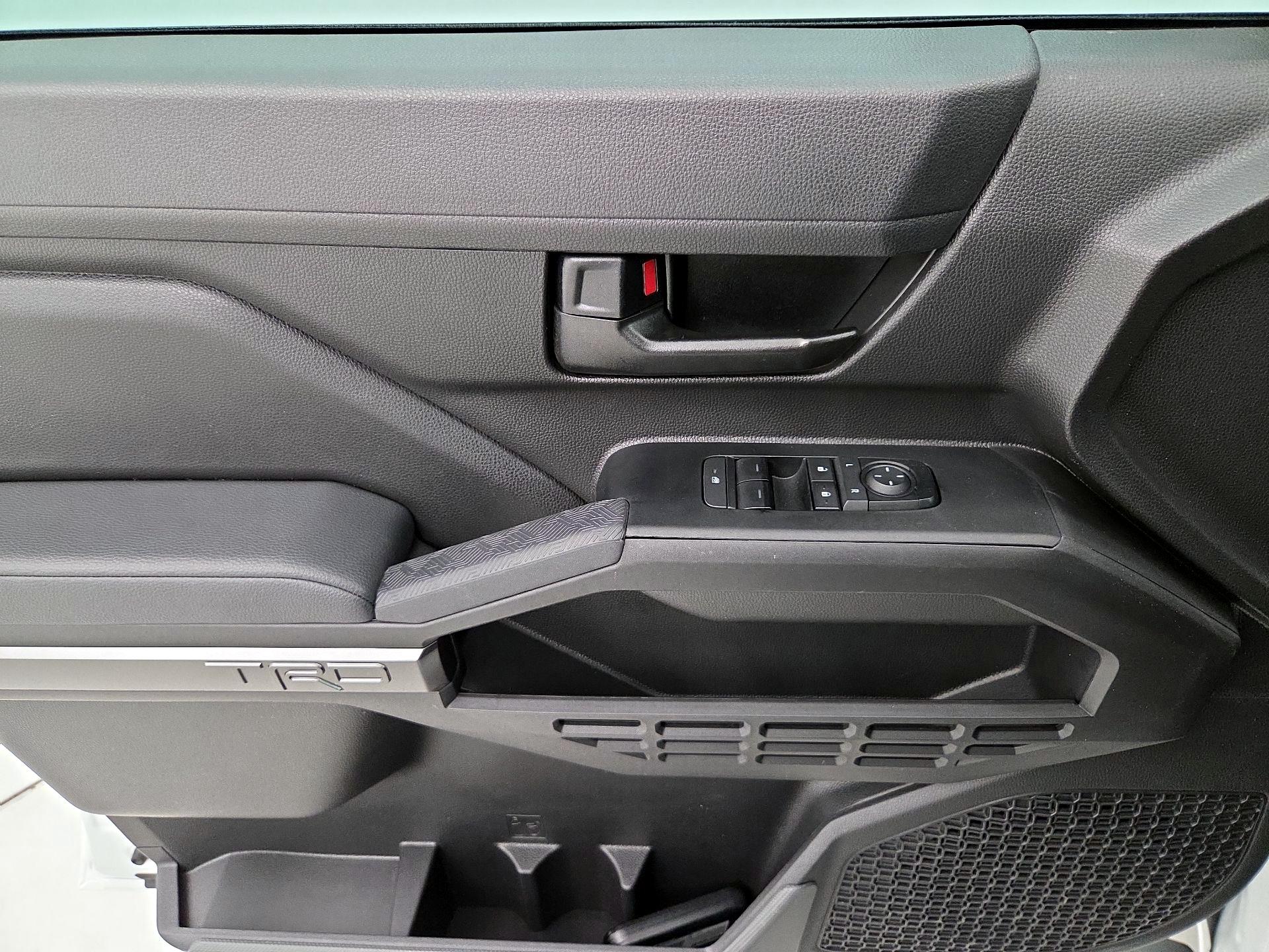 Thumbnail: 2025 Toyota Tacoma - 10