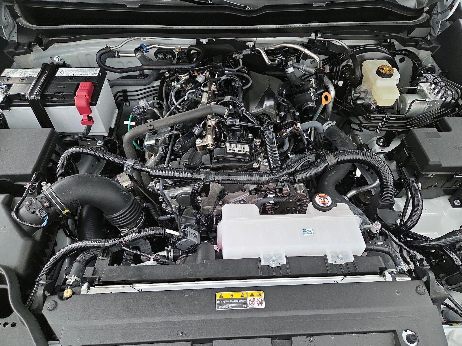 2025 Toyota Tacoma TRD PreRunner - Photo 18
