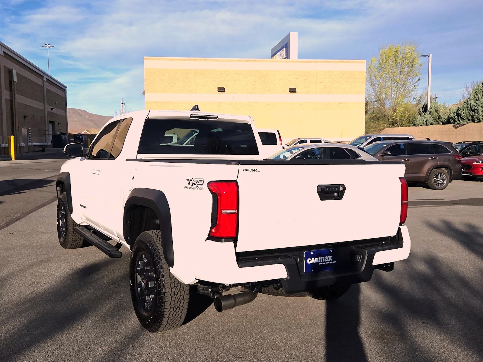 2025 Toyota Tacoma TRD PreRunner - Photo 7