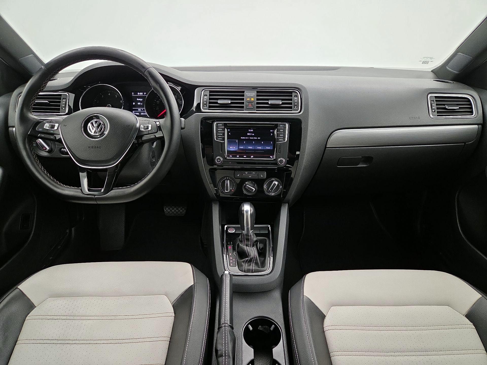 Thumbnail: 2016 Volkswagen Jetta - 8