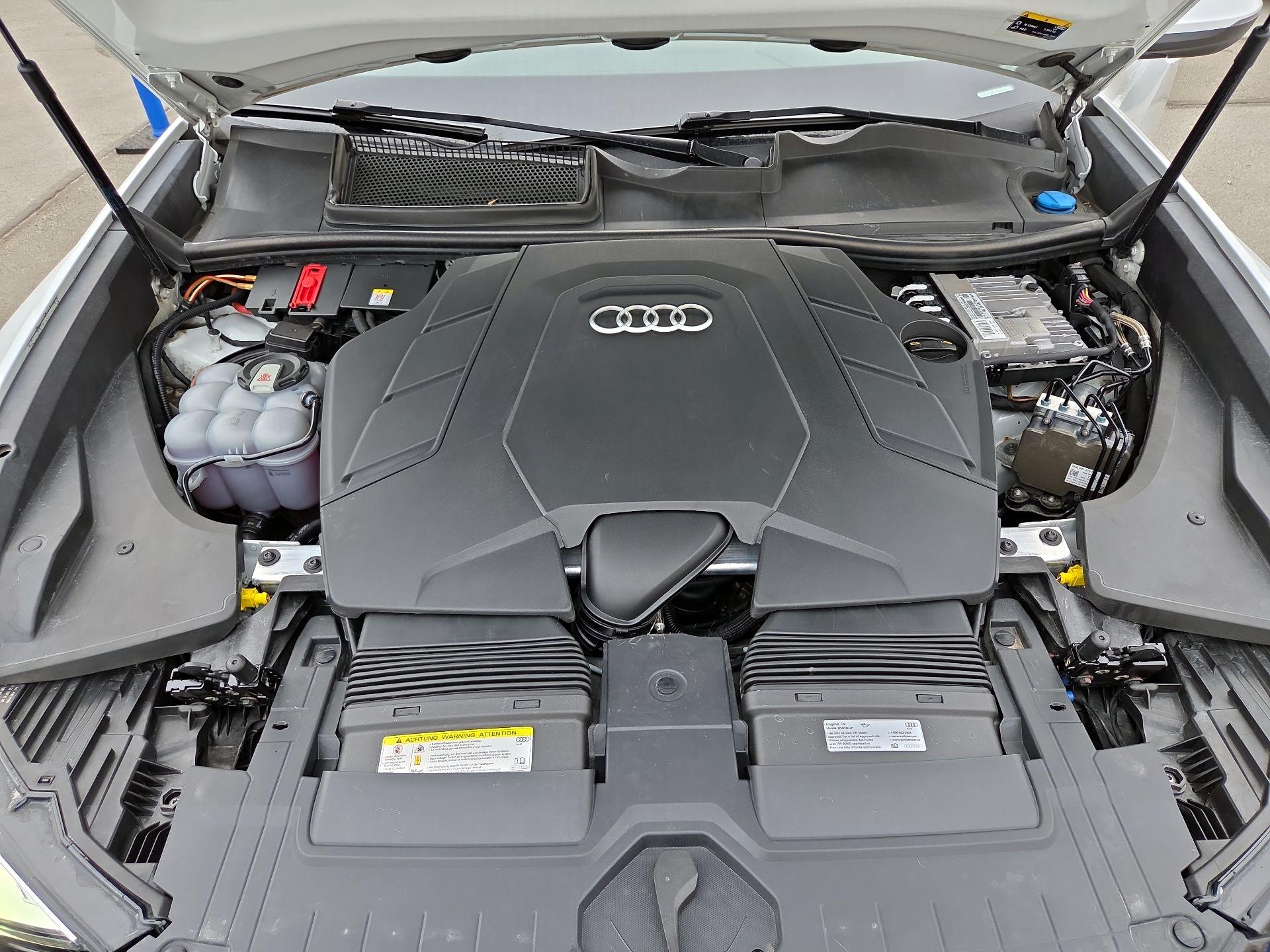 Thumbnail: 2019 Audi Q8 - 20