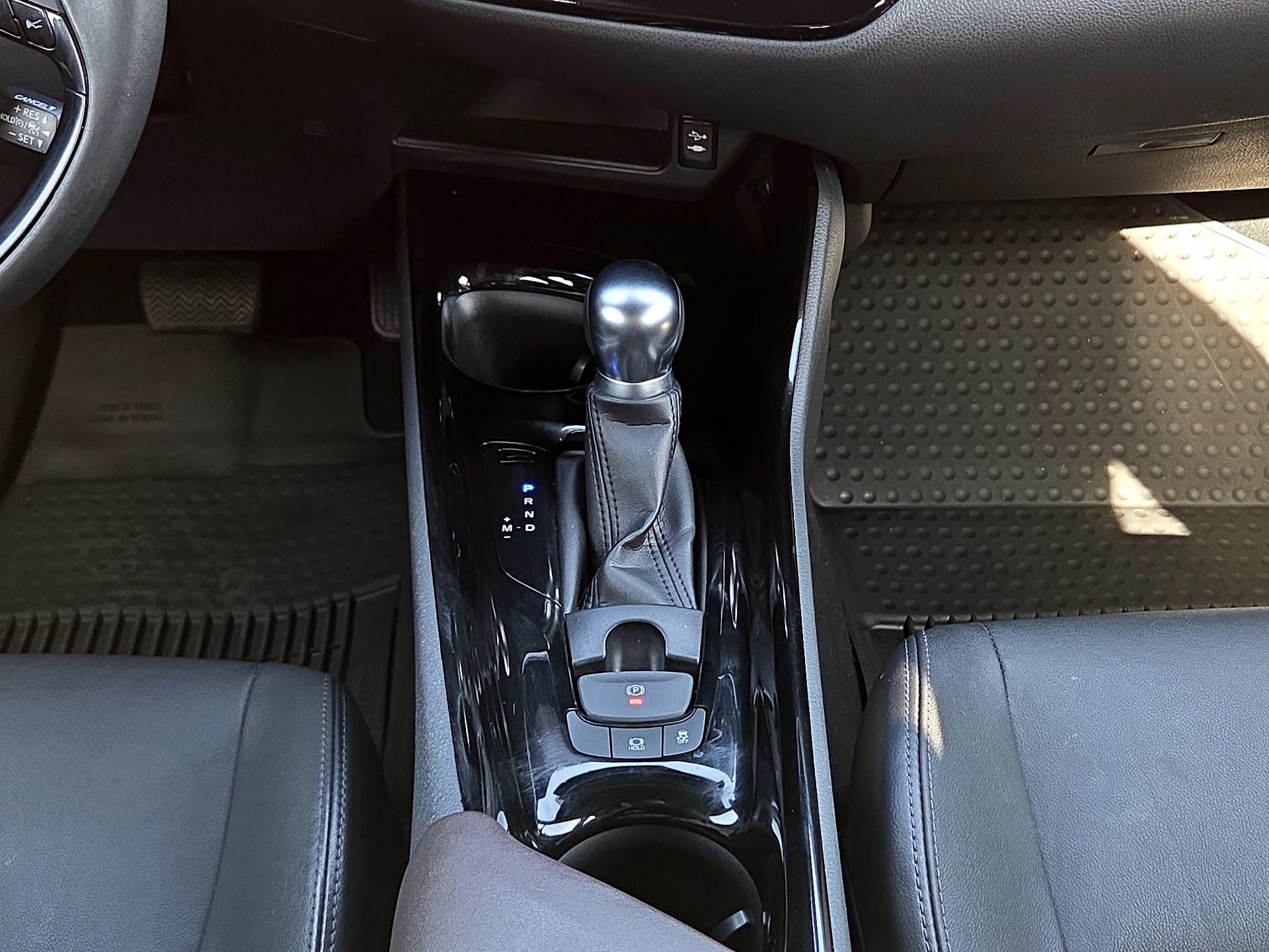 Thumbnail: 2019 Toyota C-HR - 15