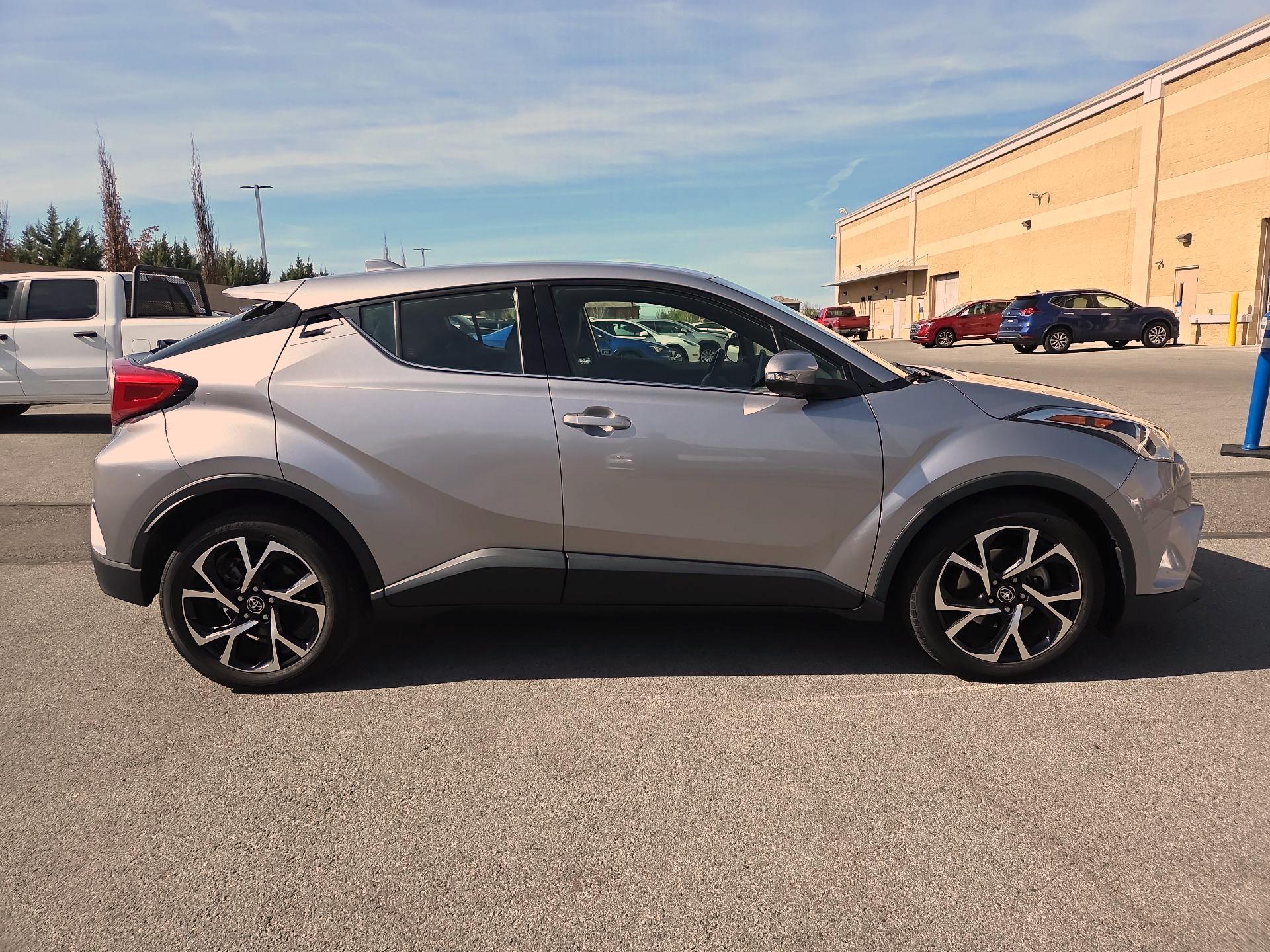 Thumbnail: 2019 Toyota C-HR - 4