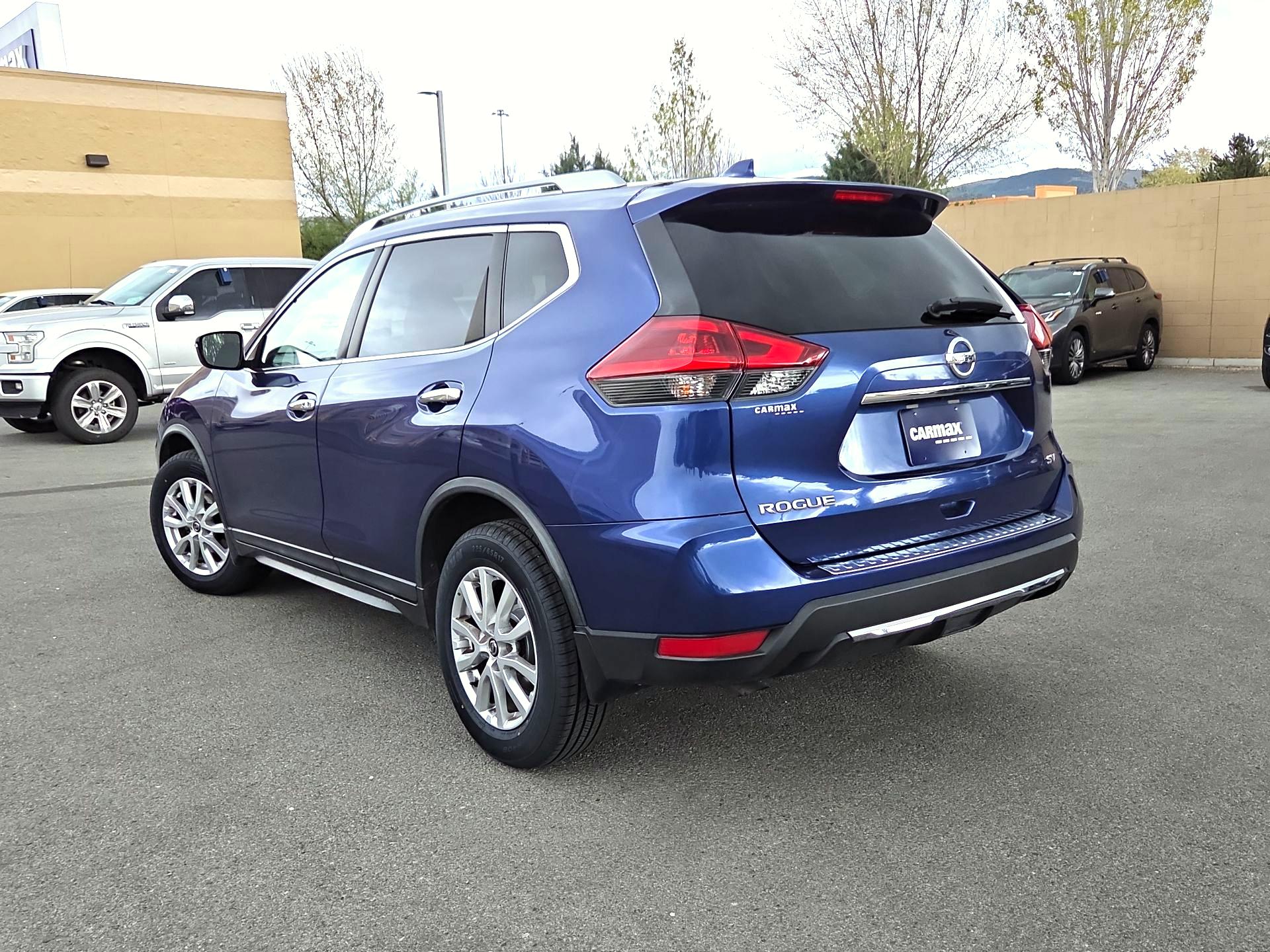 Thumbnail: 2018 Nissan Rogue - 7