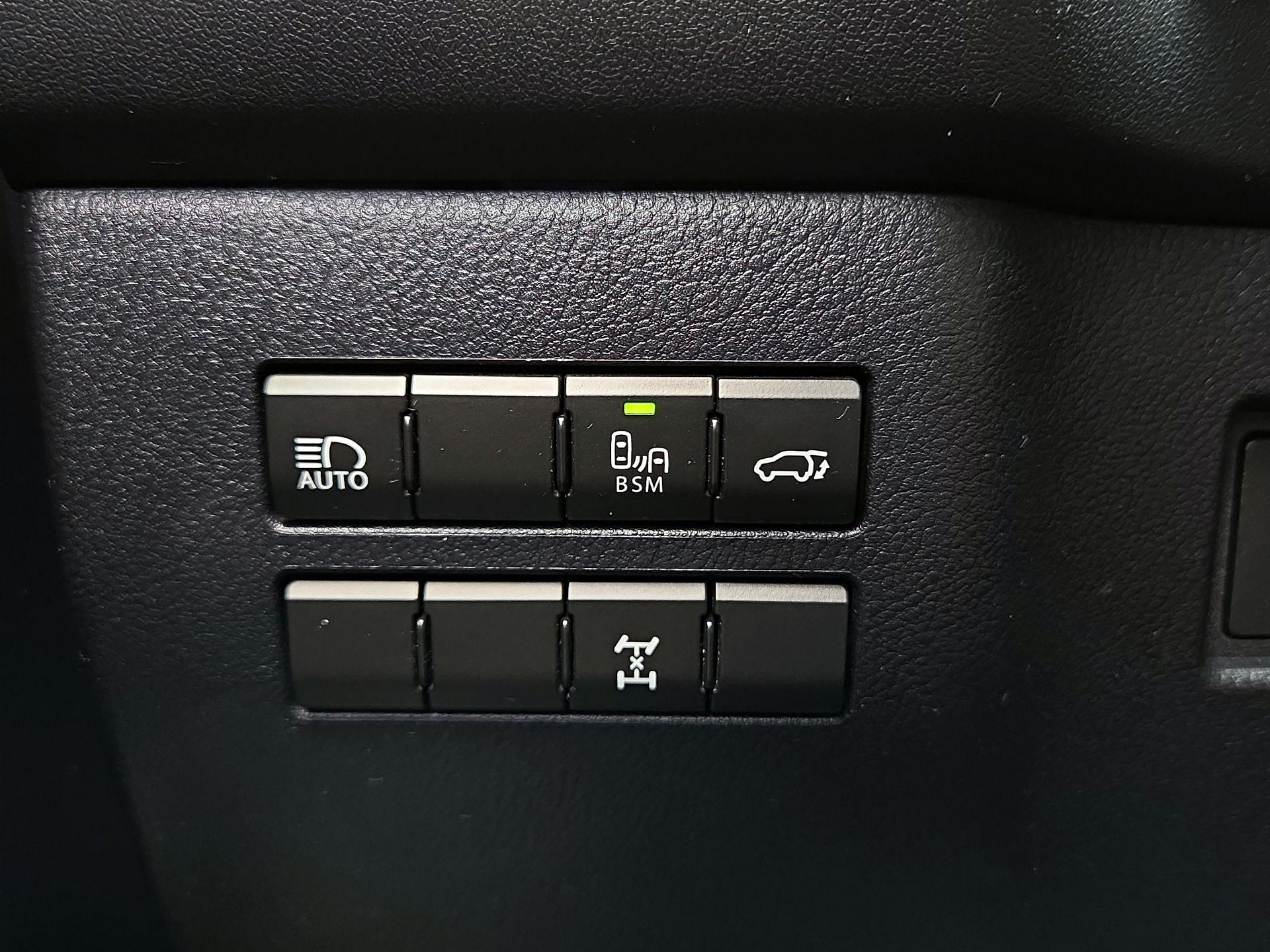 Thumbnail: 2019 Lexus NX - 11