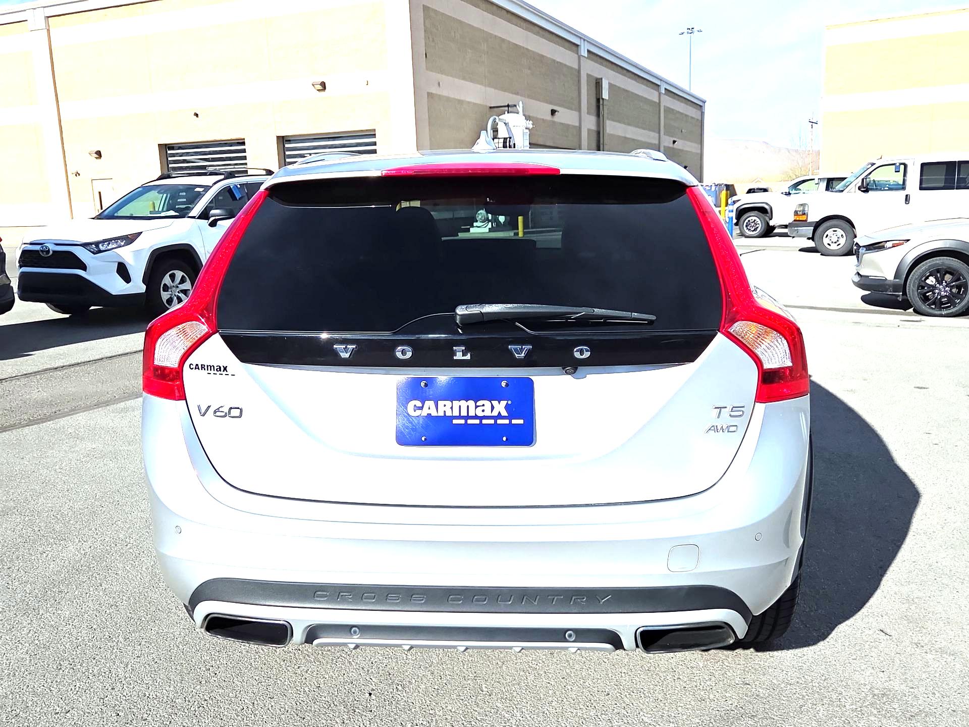 Thumbnail: 2018 Volvo S60 - 6