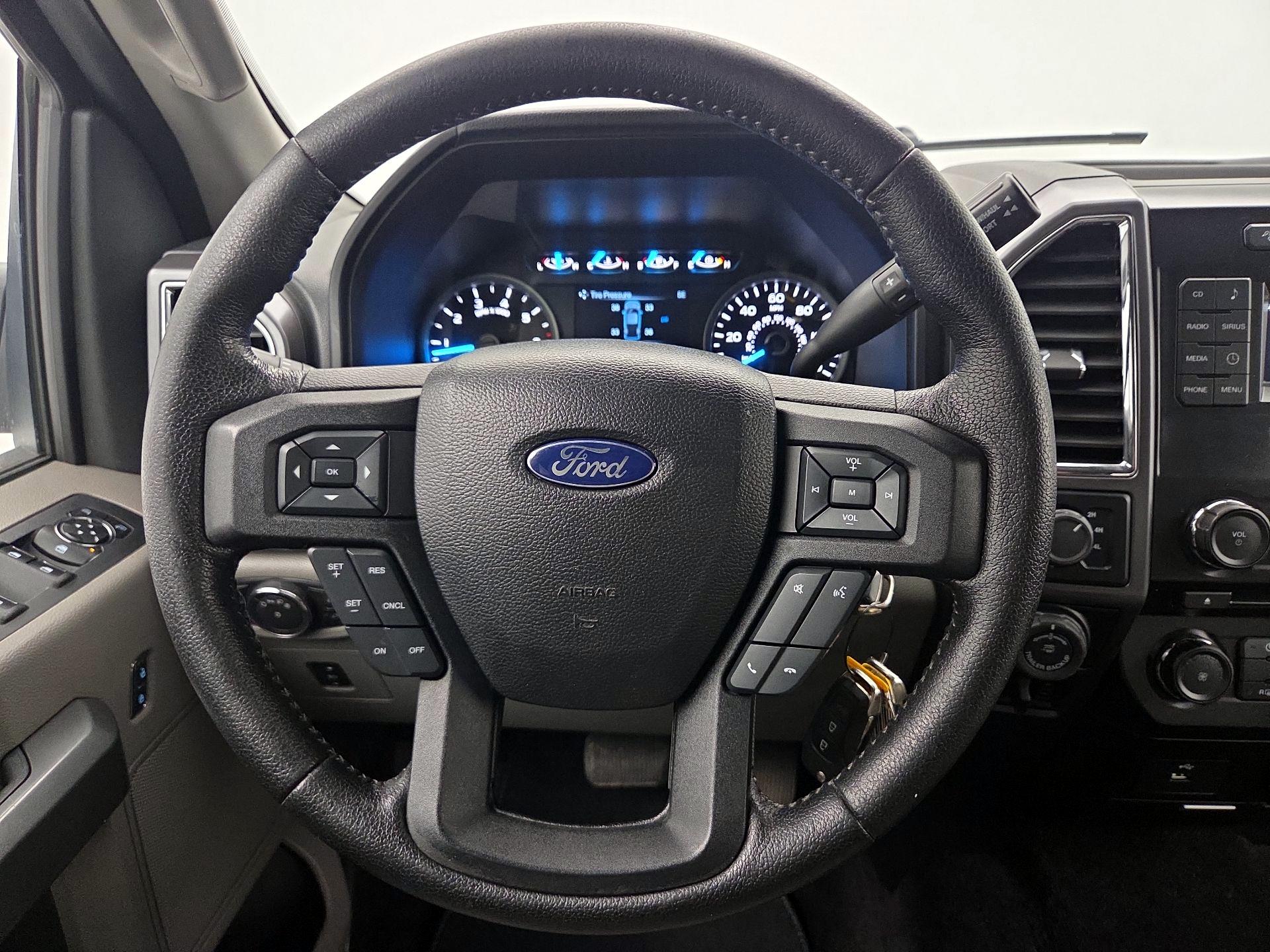 Thumbnail: 2016 Ford F-150 - 10