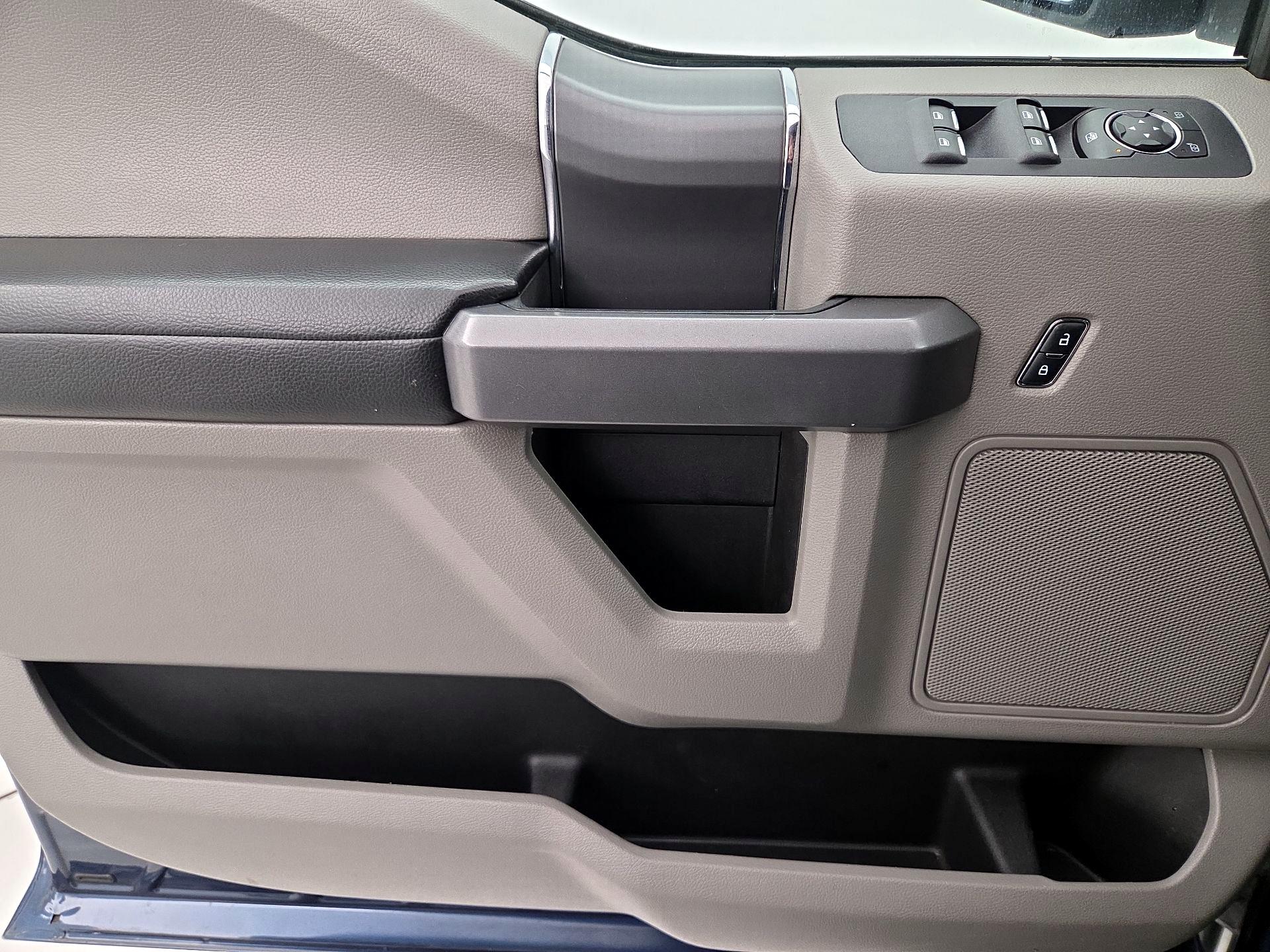 Thumbnail: 2016 Ford F-150 - 12