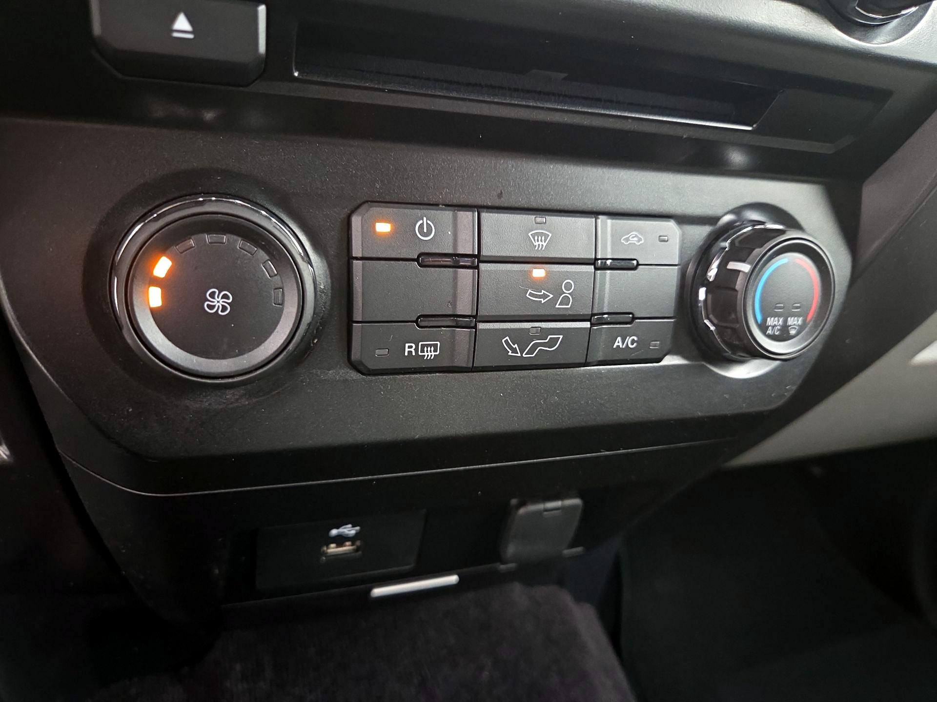 Thumbnail: 2016 Ford F-150 - 16