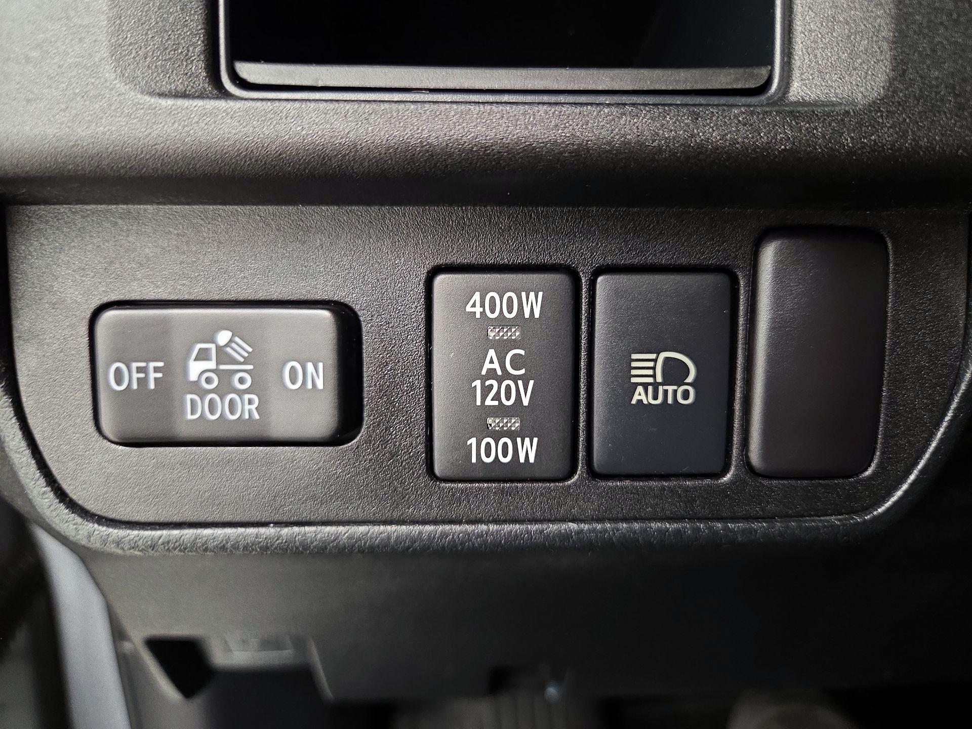 Thumbnail: 2019 Toyota Tacoma - 13