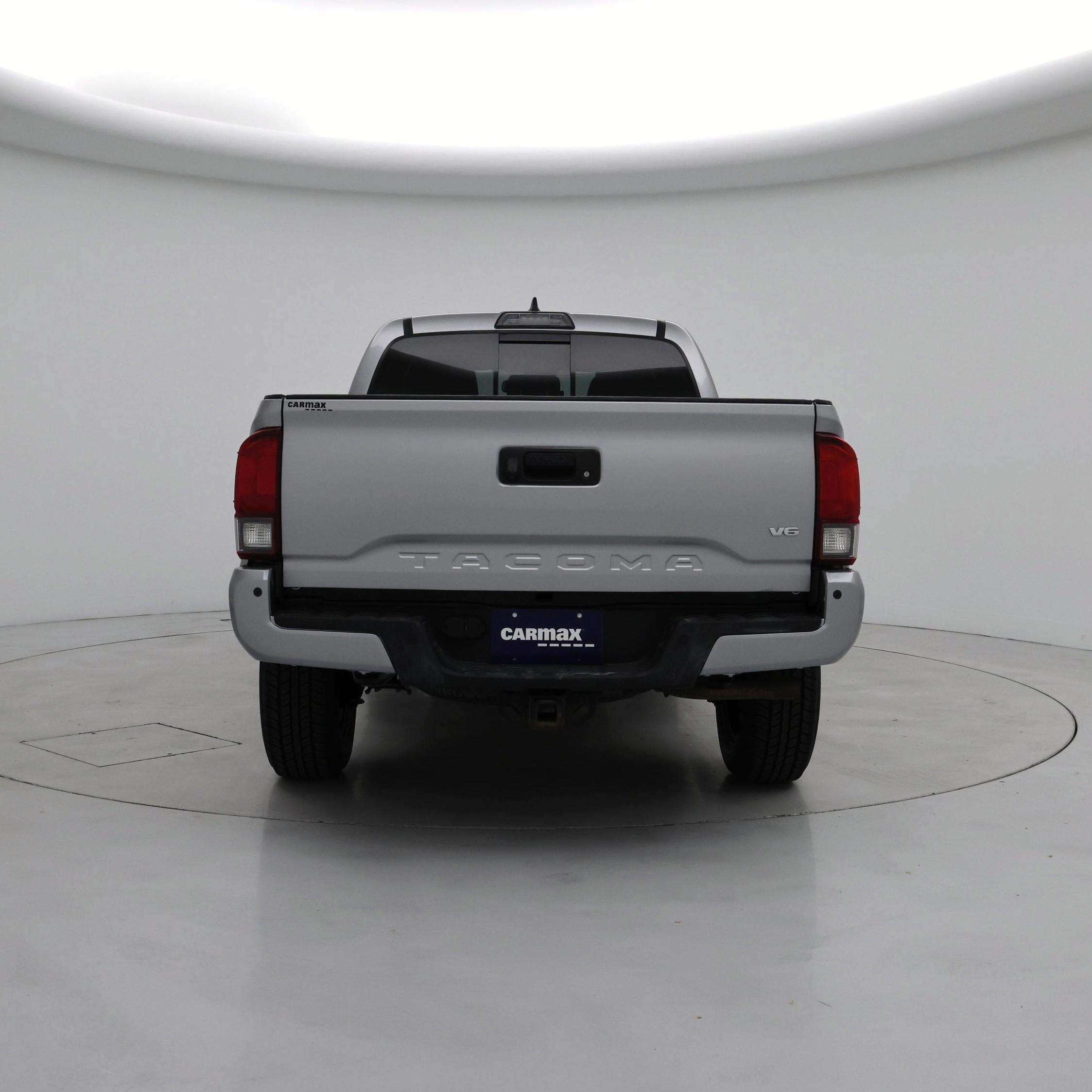 Thumbnail: 2019 Toyota Tacoma - 6