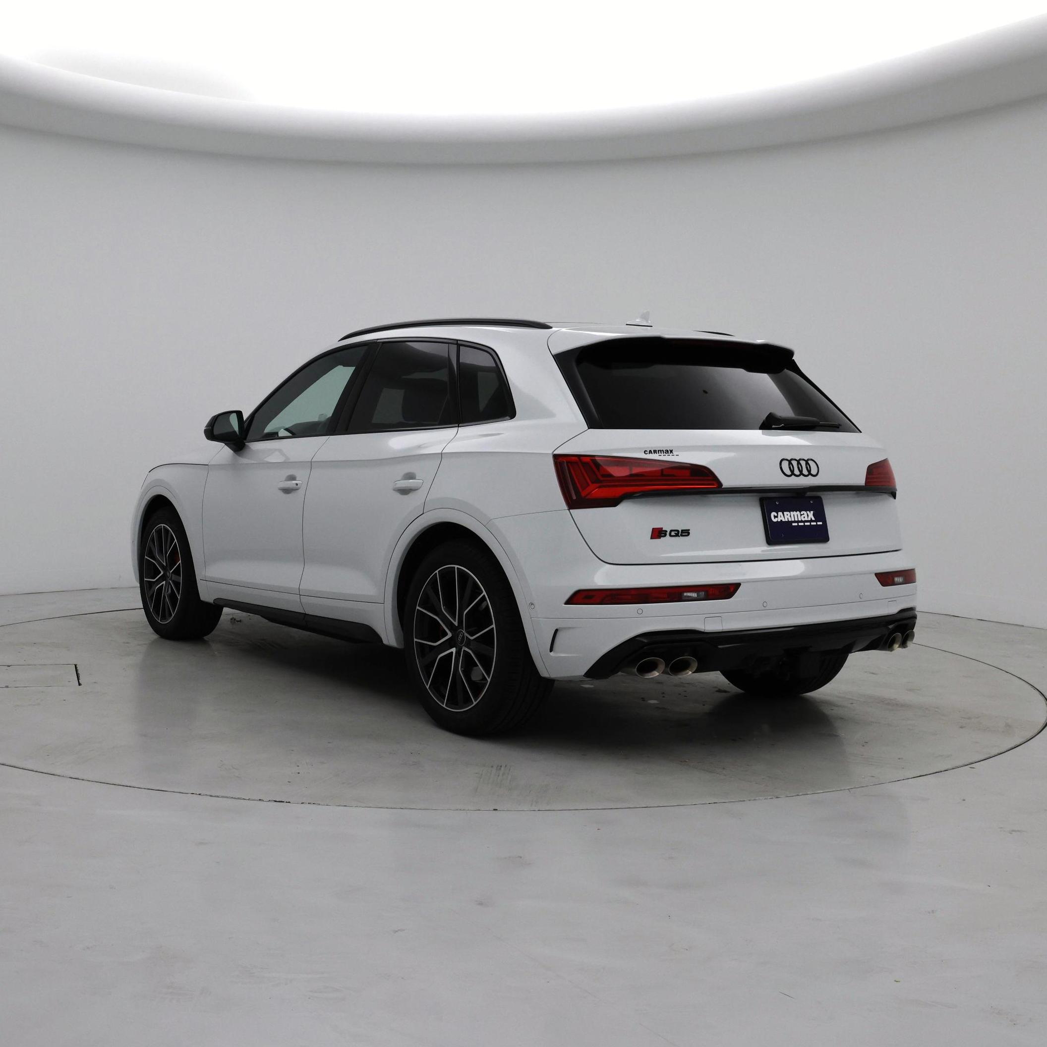 Thumbnail: 2025 Audi SQ5 - 2