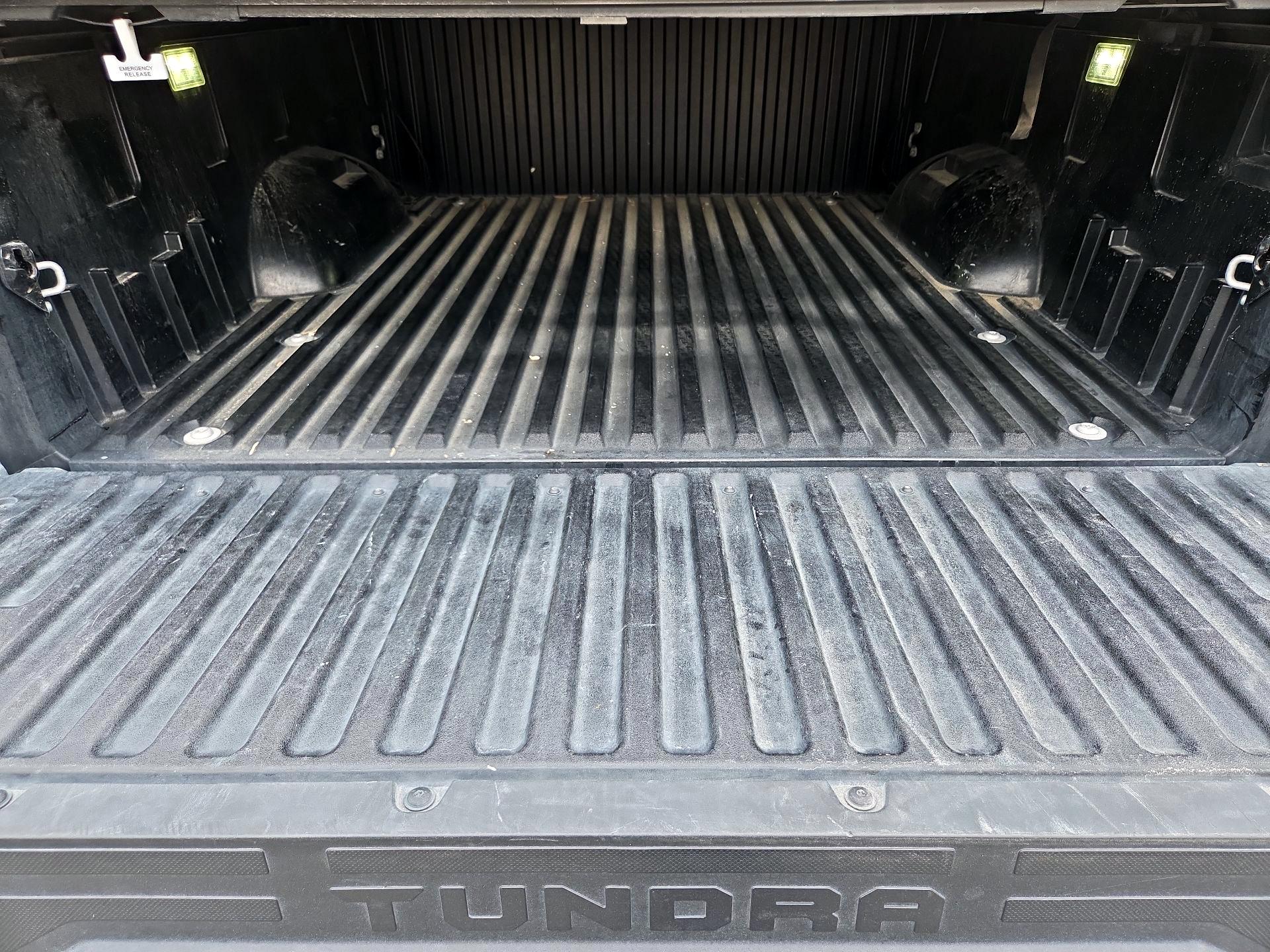 Thumbnail: 2024 Toyota Tundra - 17