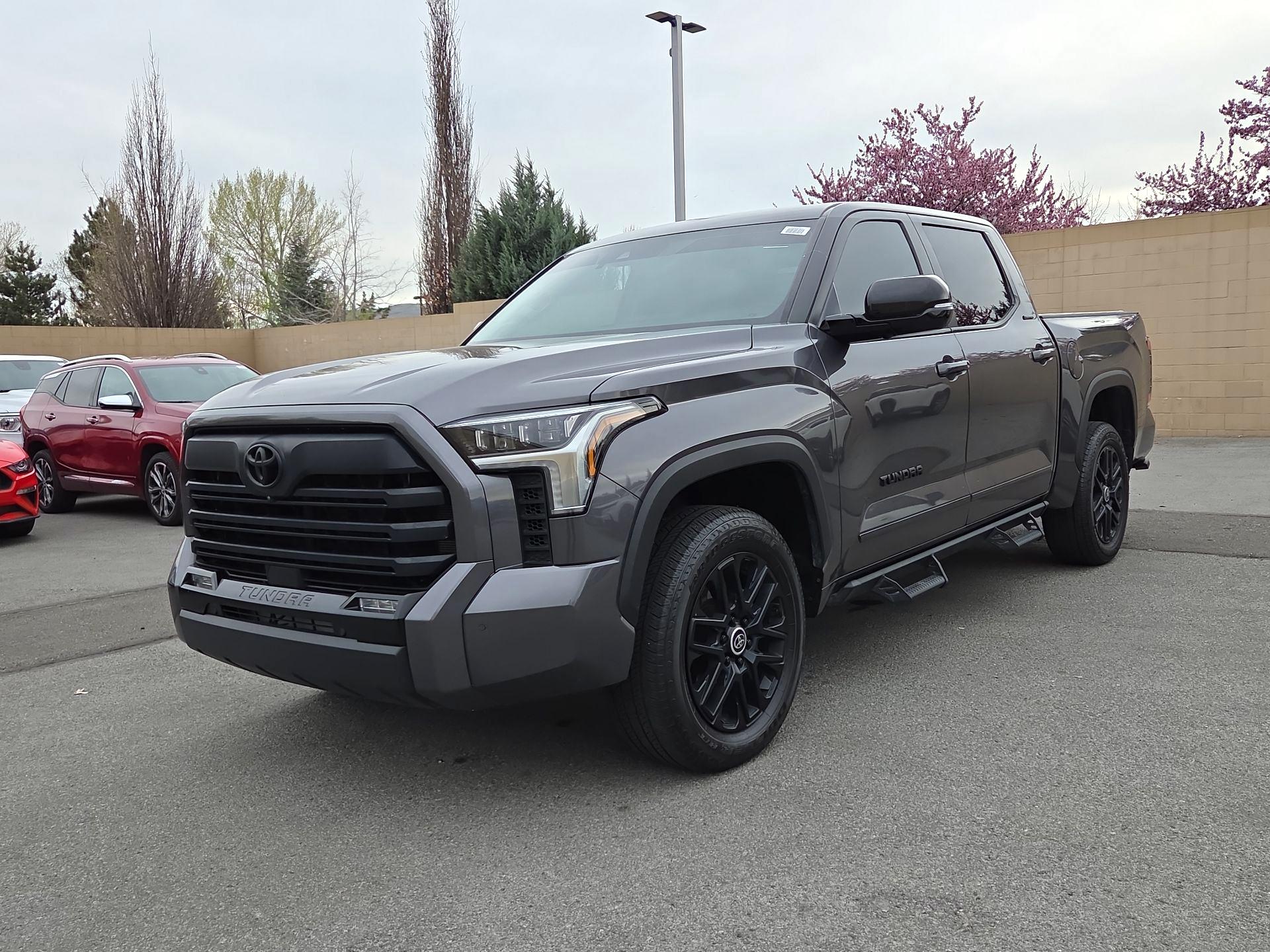 Thumbnail: 2024 Toyota Tundra - 3