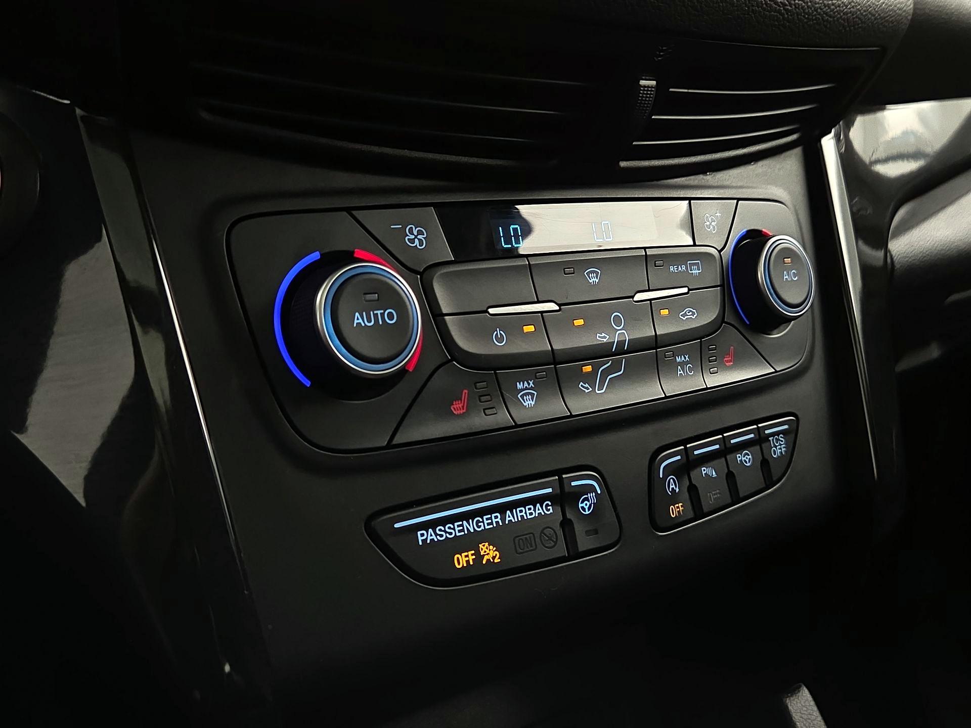 Thumbnail: 2018 Ford Escape - 15