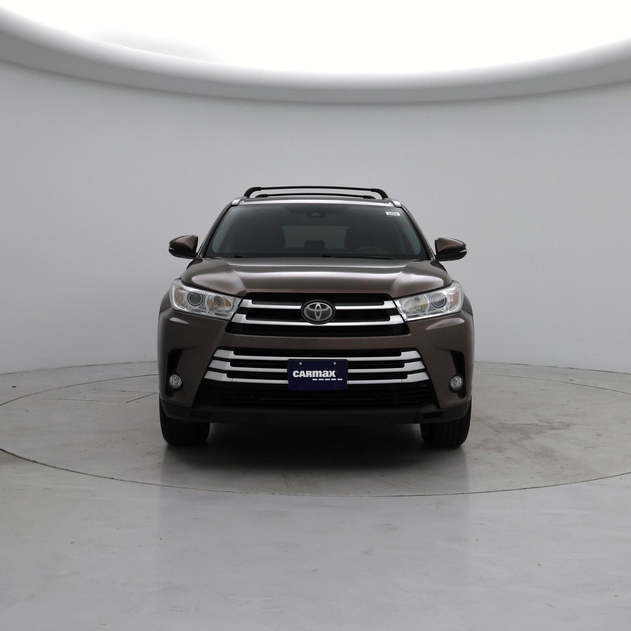 Thumbnail: 2017 Toyota Highlander - 5