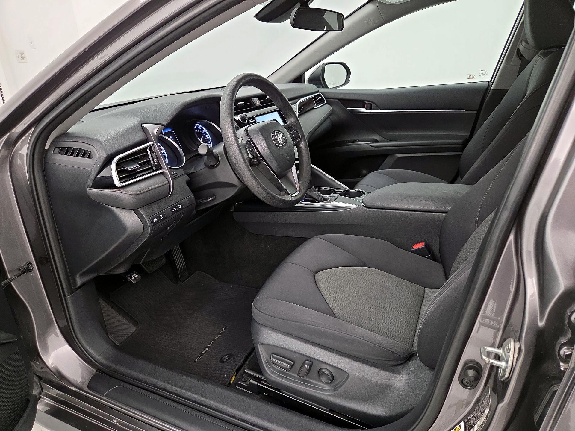 Thumbnail: 2018 Toyota Camry - 11