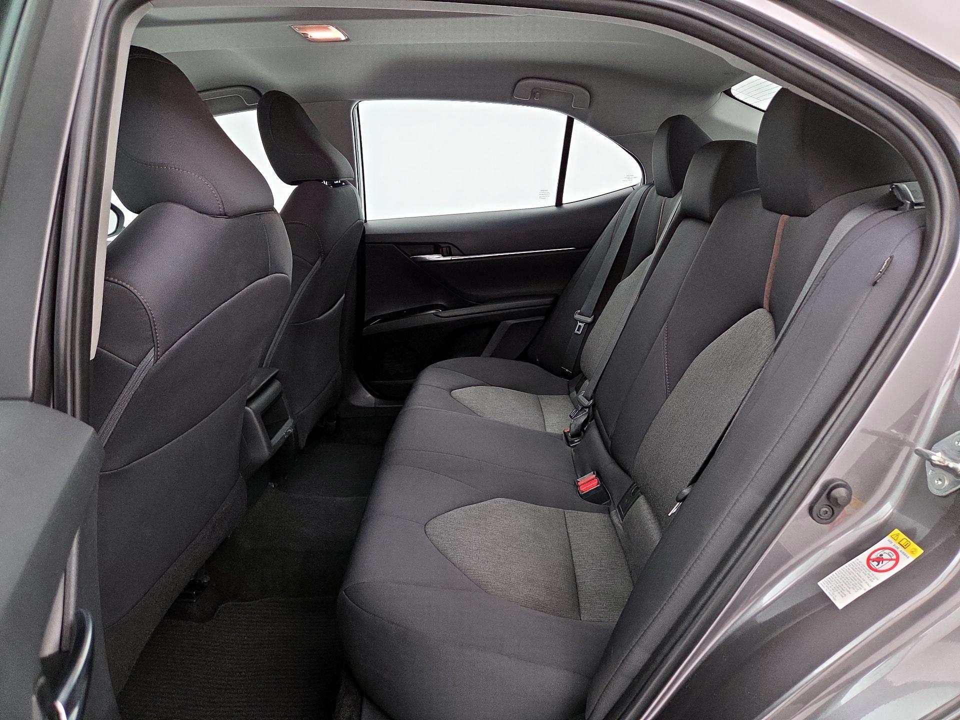 Thumbnail: 2018 Toyota Camry - 19