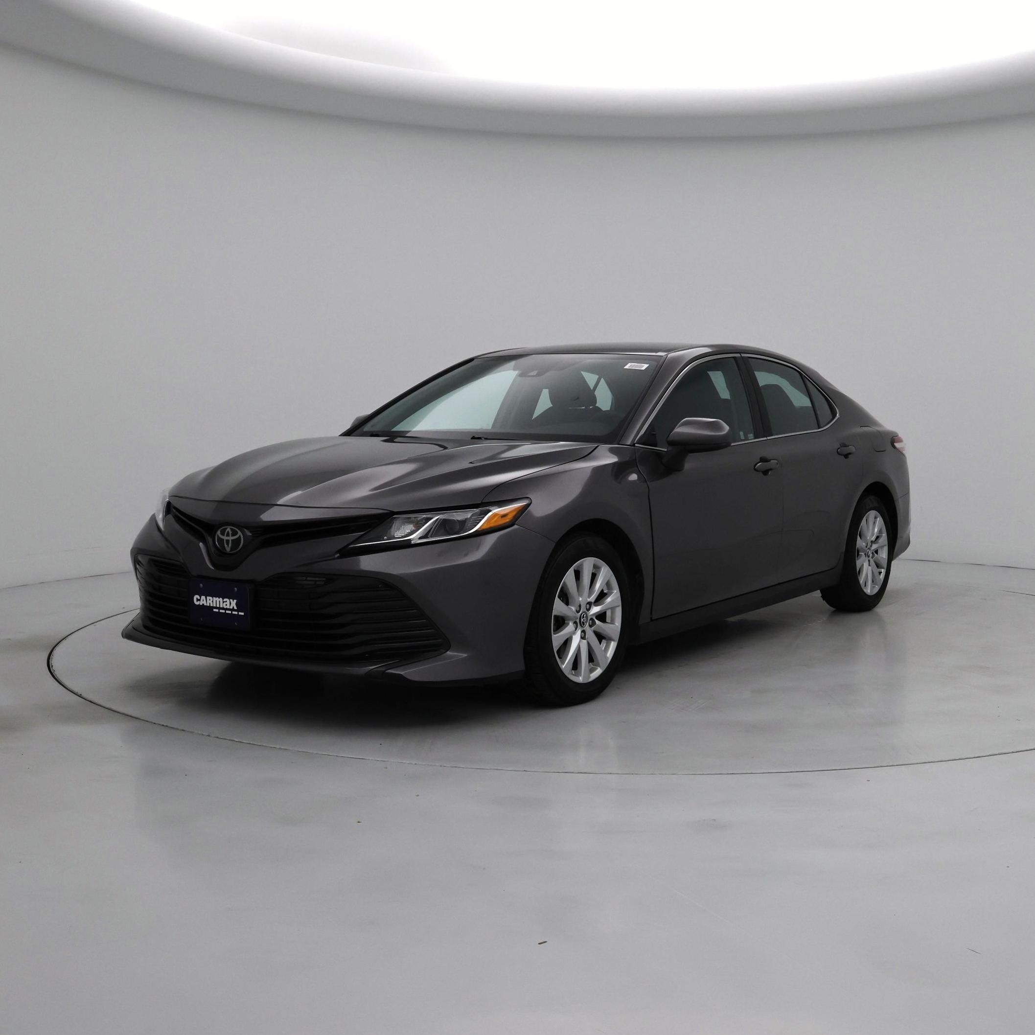 Thumbnail: 2018 Toyota Camry - 4