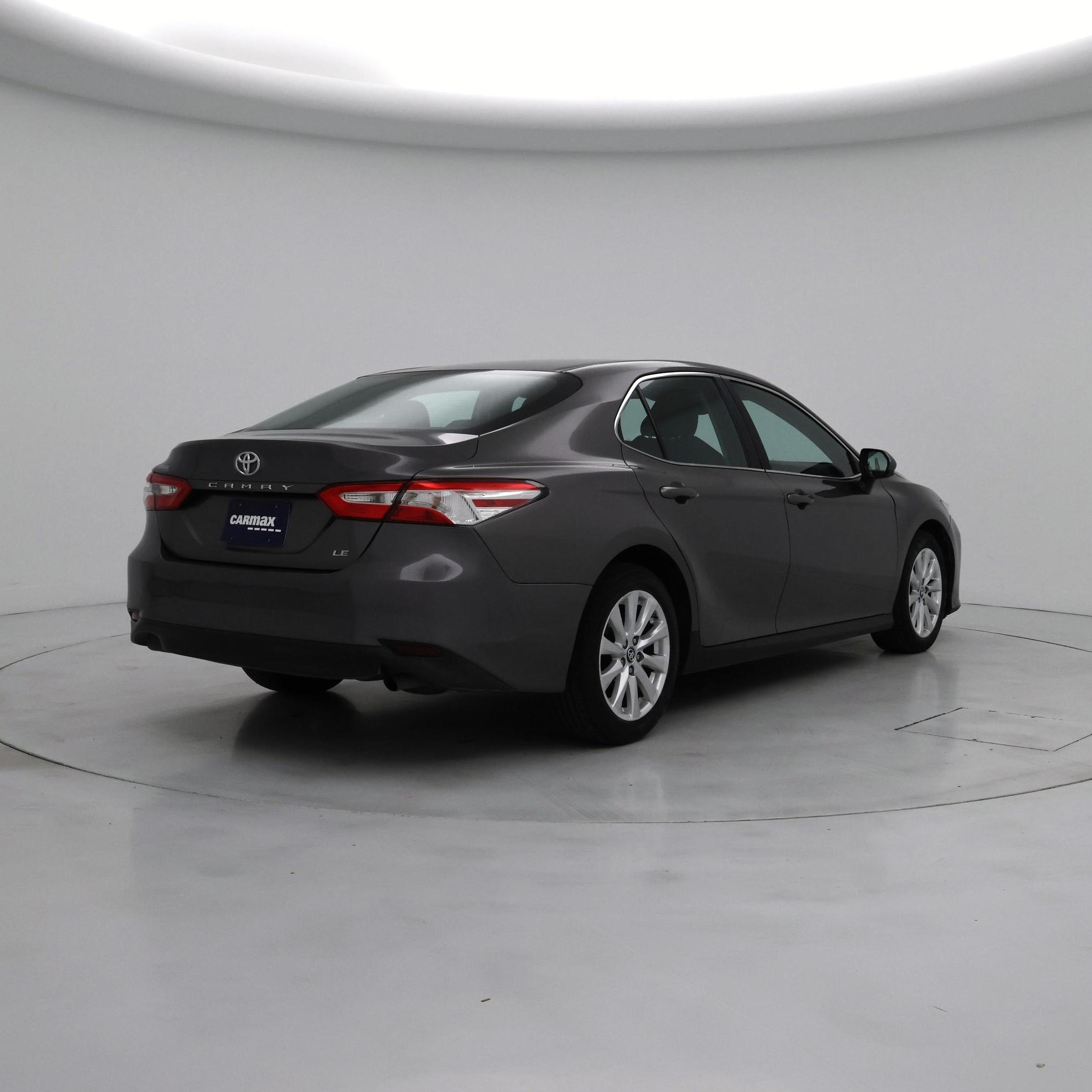 Thumbnail: 2018 Toyota Camry - 8