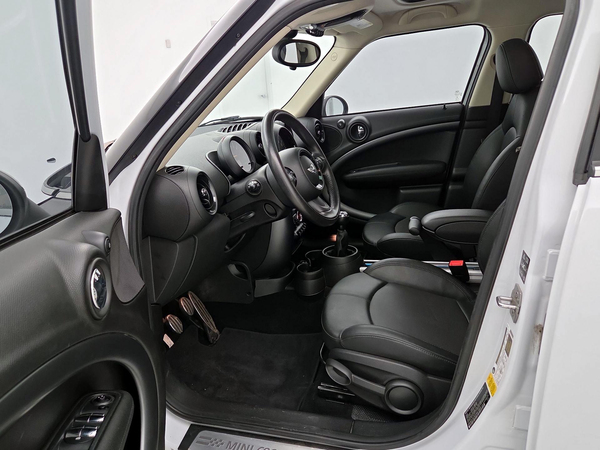 Thumbnail: 2015 MINI Cooper Countryman - 11