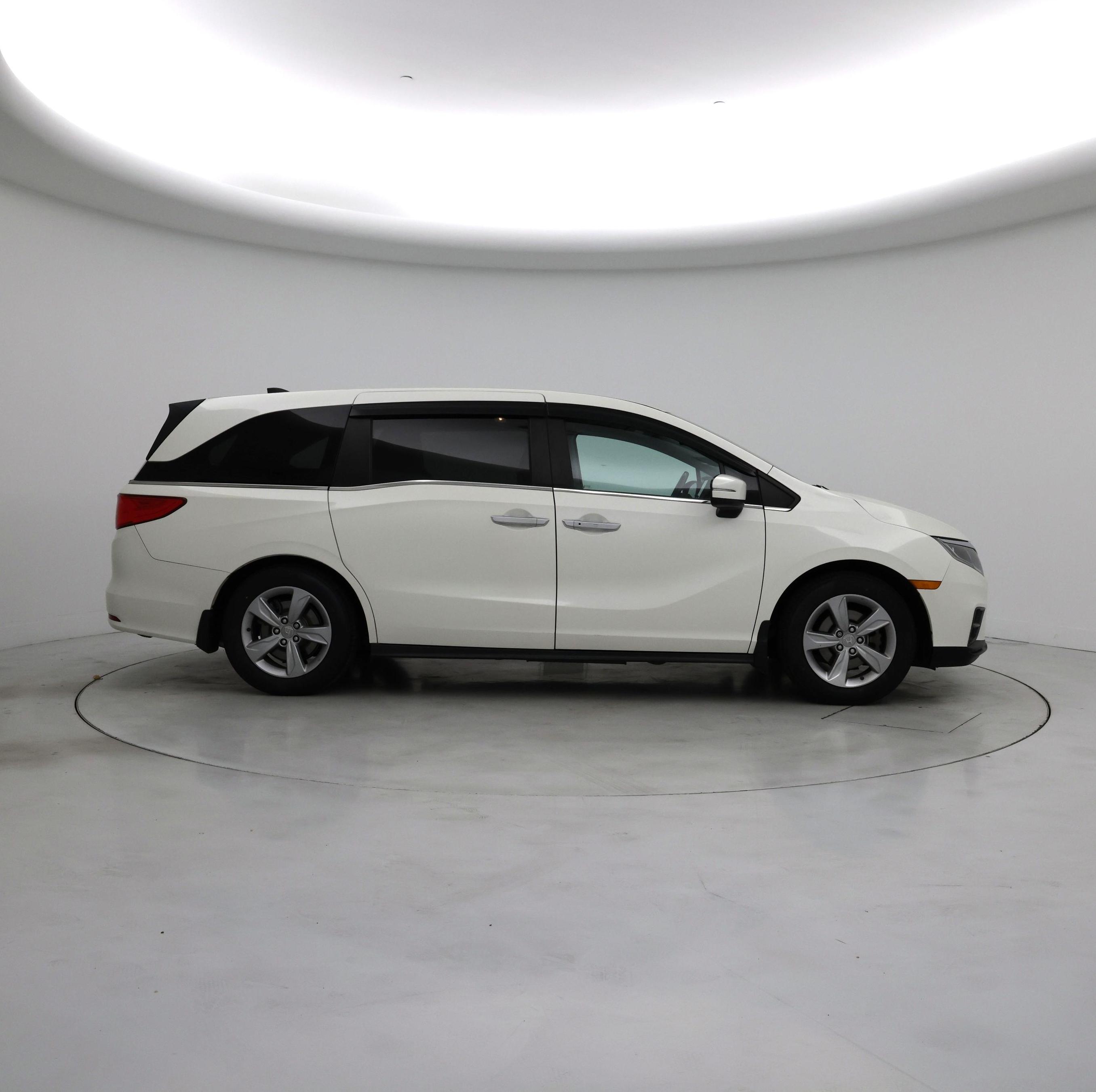 Thumbnail: 2018 Honda Odyssey - 7