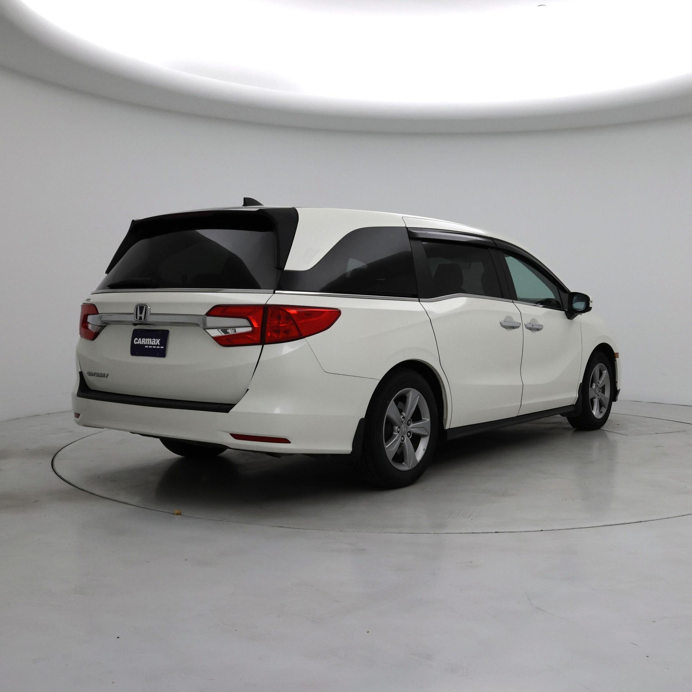 Thumbnail: 2018 Honda Odyssey - 8