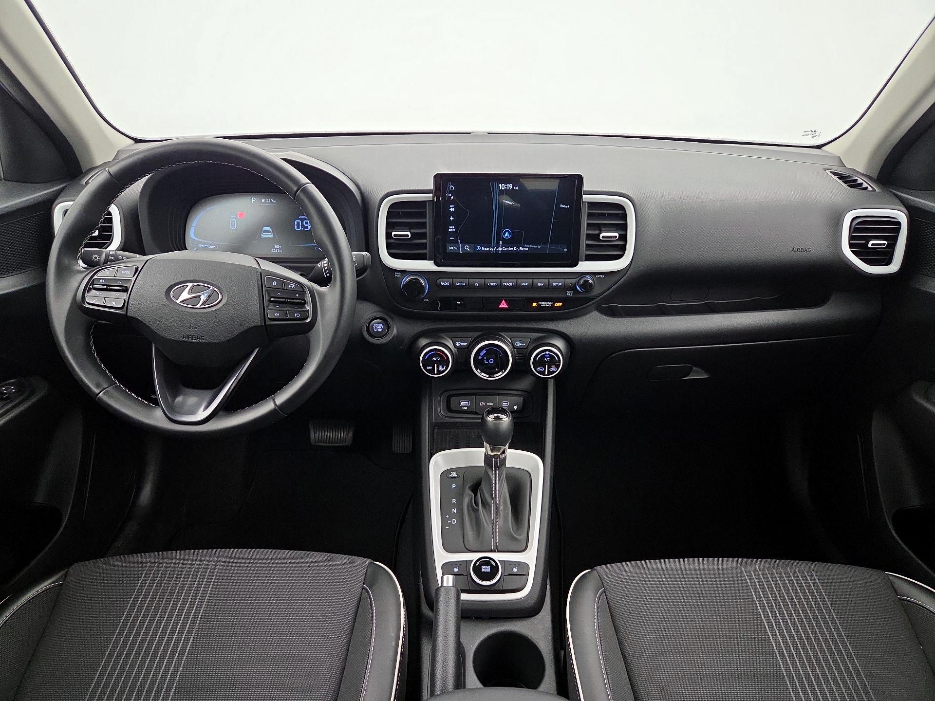 Thumbnail: 2023 Hyundai Venue - 9