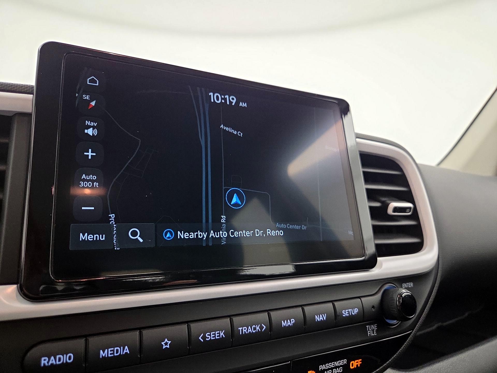 Thumbnail: 2023 Hyundai Venue - 14