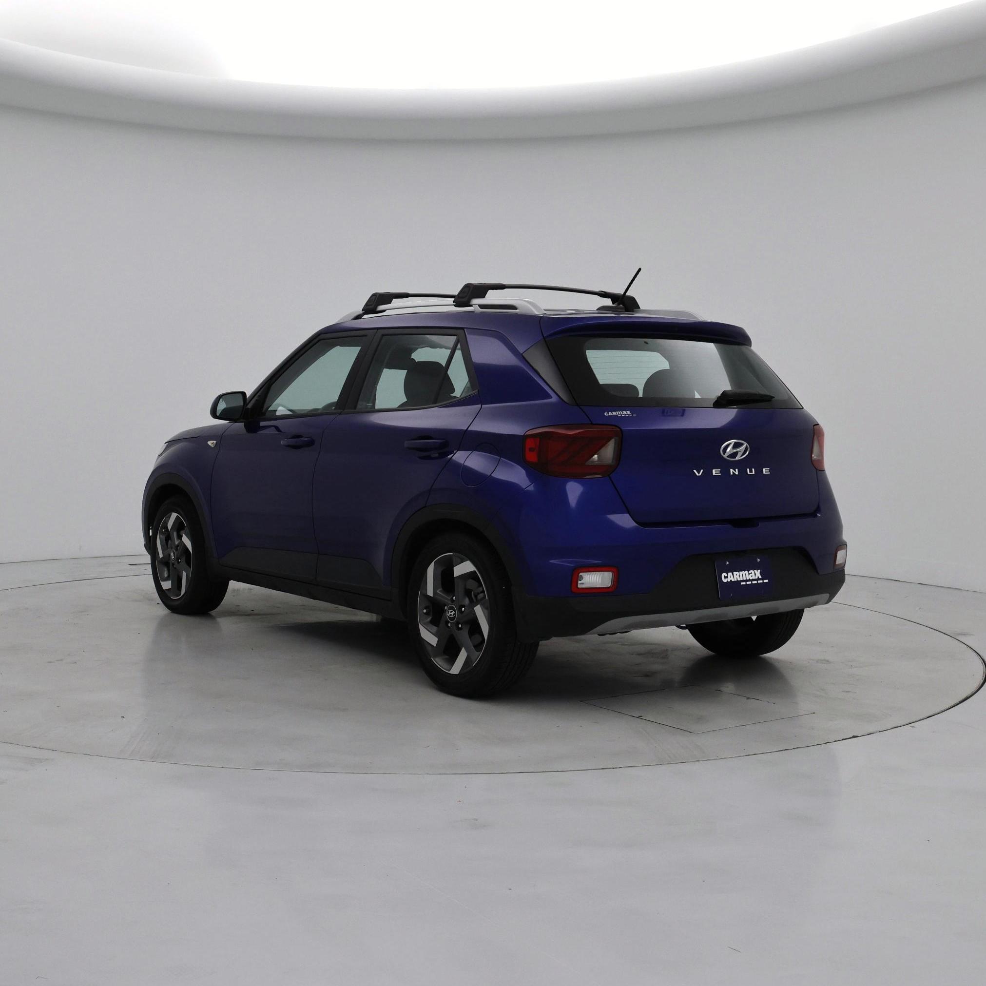 Thumbnail: 2023 Hyundai Venue - 2