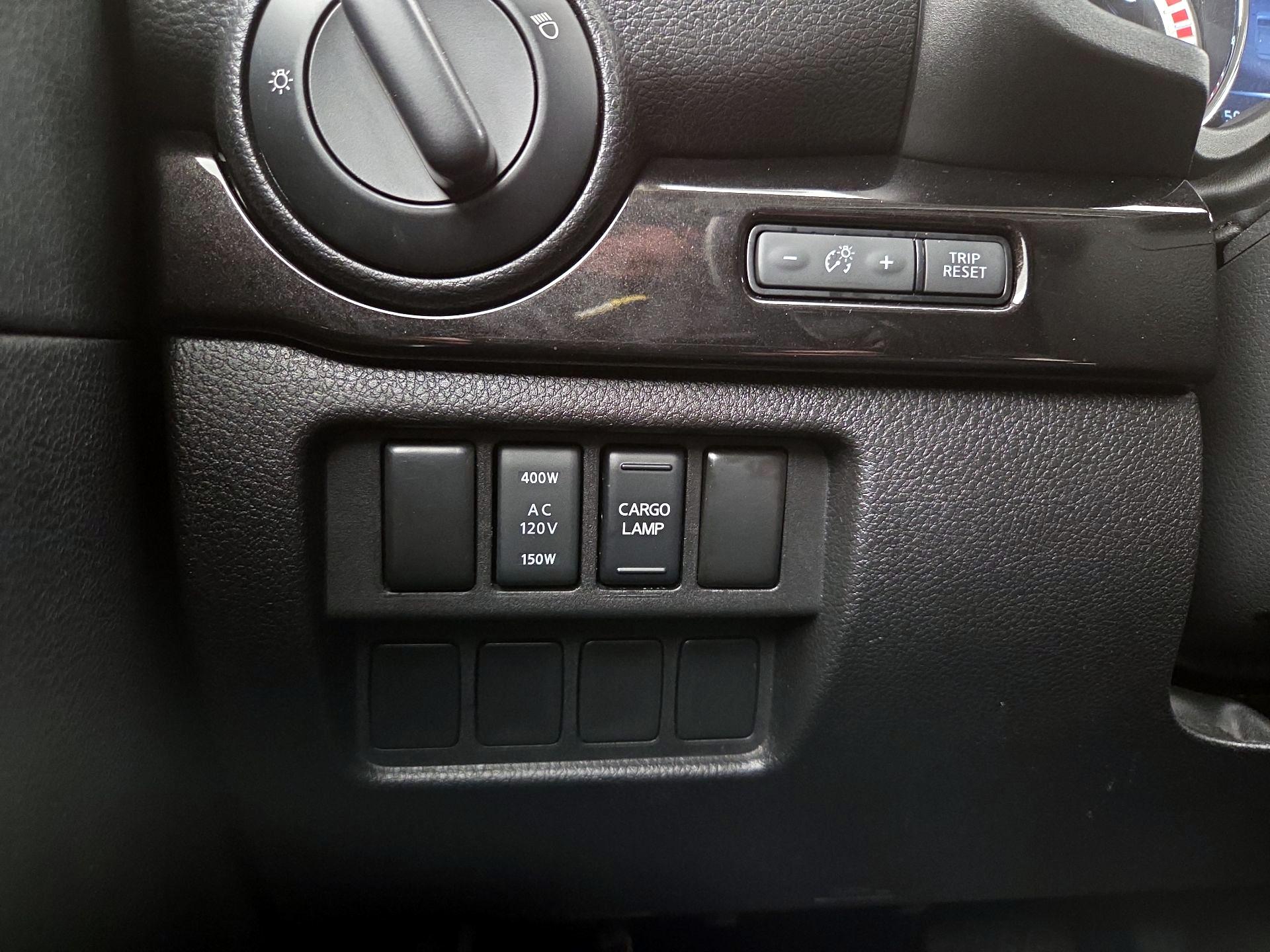 Thumbnail: 2018 Nissan Titan - 13