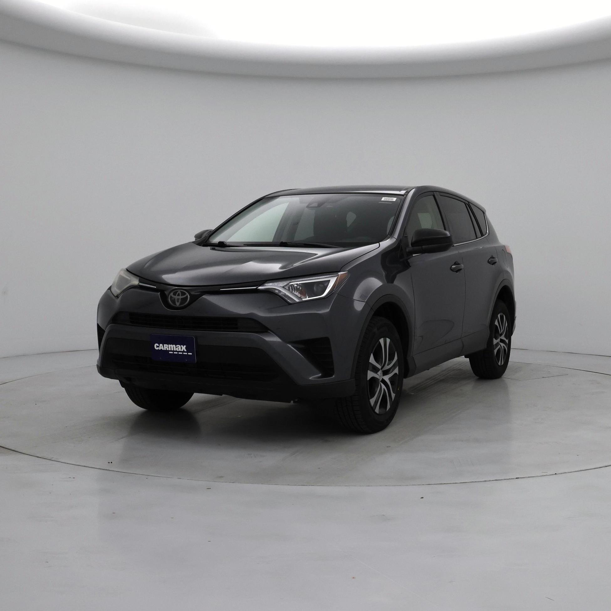 Thumbnail: 2018 Toyota RAV4 - 4