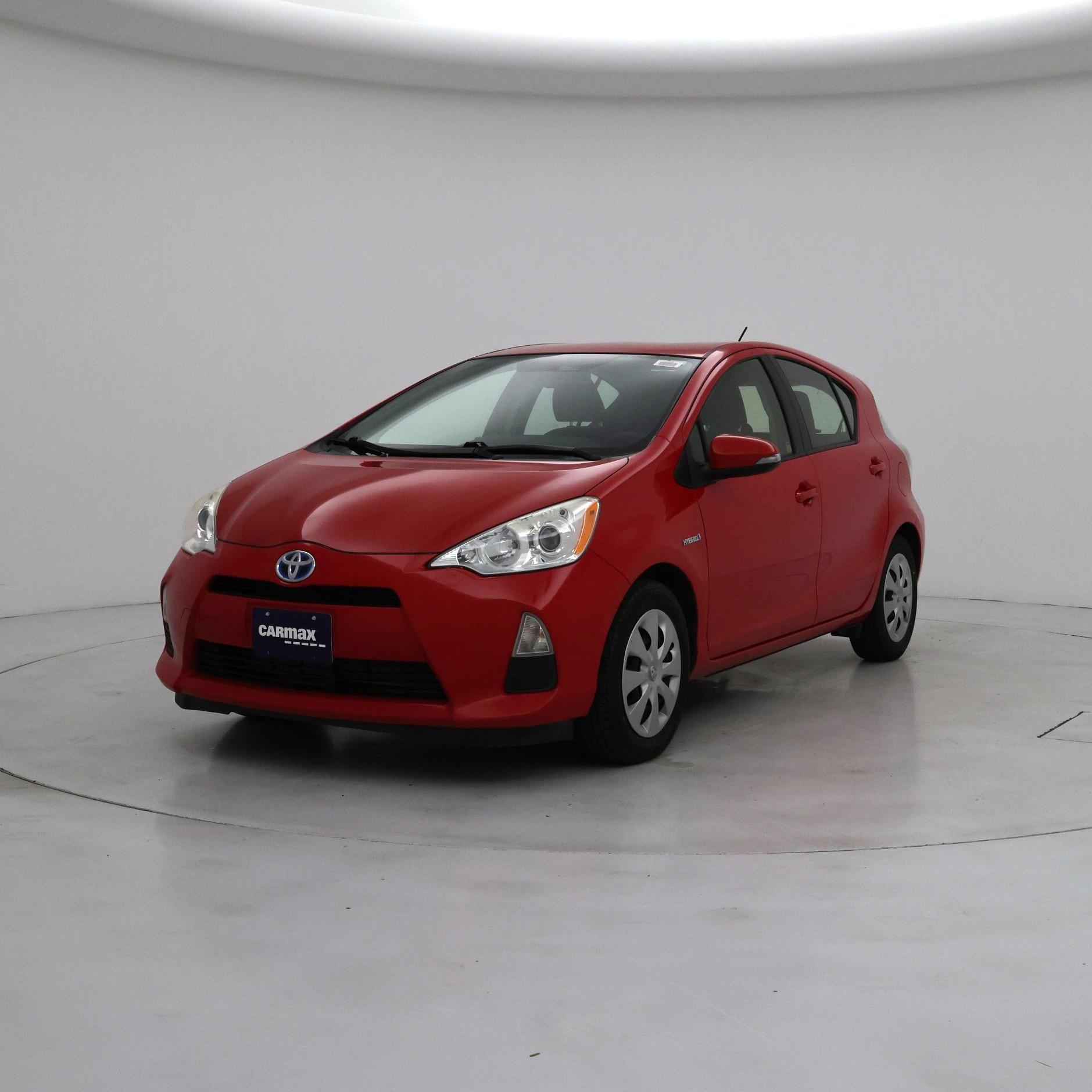 Thumbnail: 2014 Toyota Prius c - 4