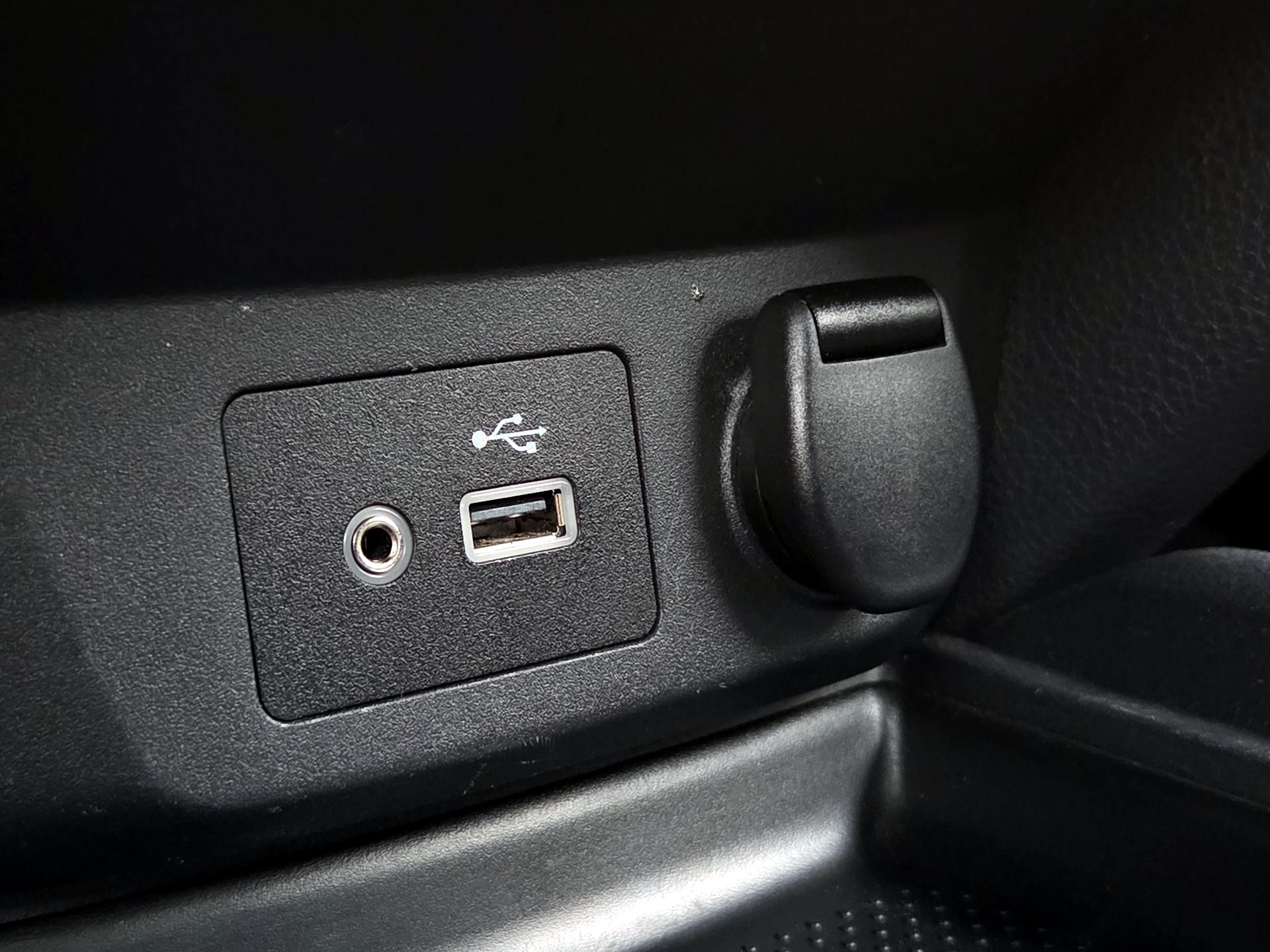 Thumbnail: 2018 Nissan Rogue - 18