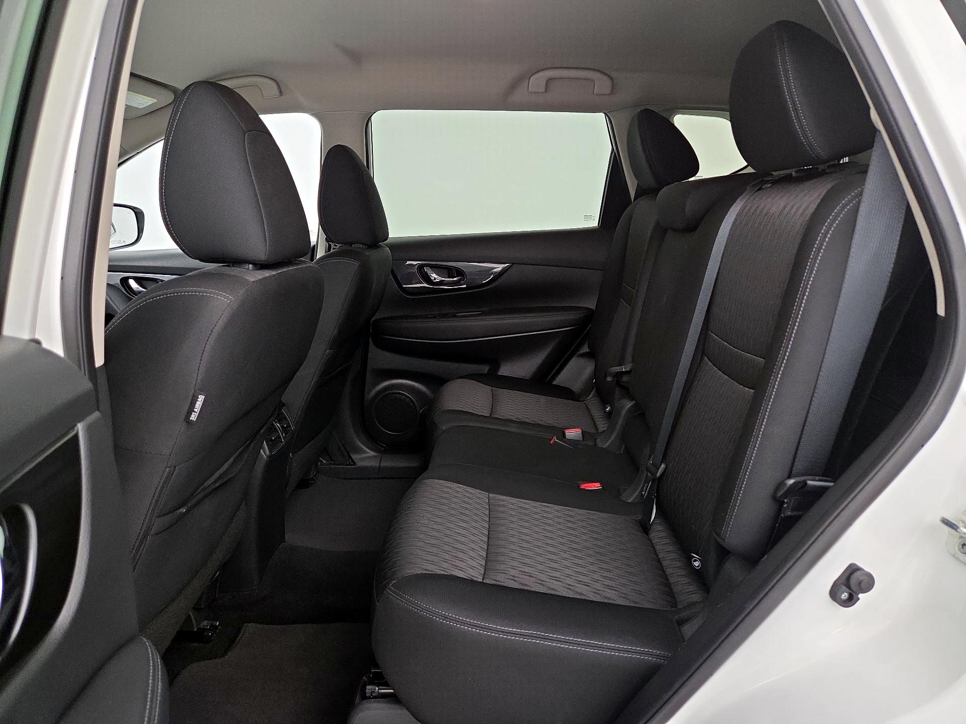 Thumbnail: 2018 Nissan Rogue - 19