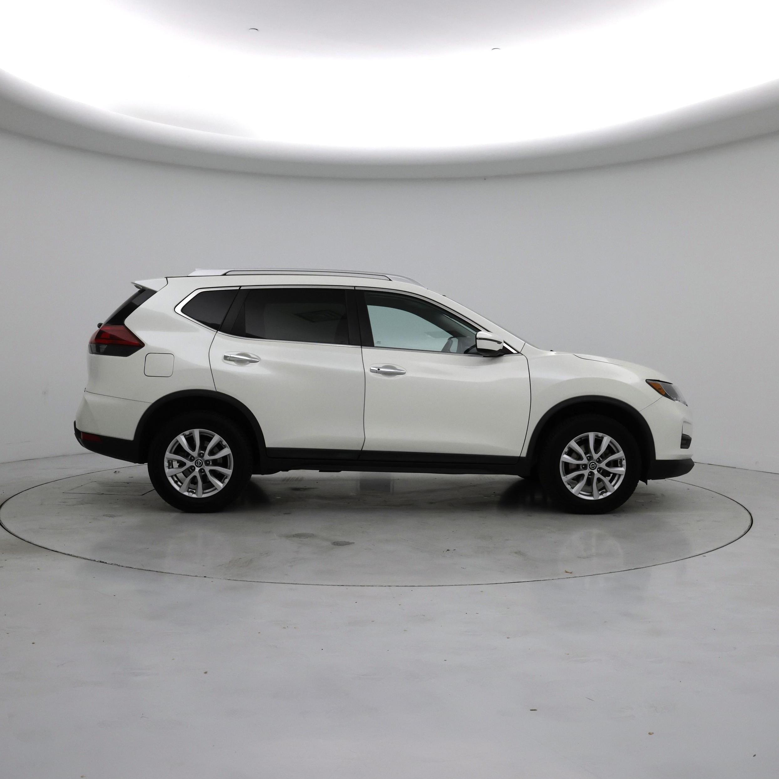 Thumbnail: 2018 Nissan Rogue - 7