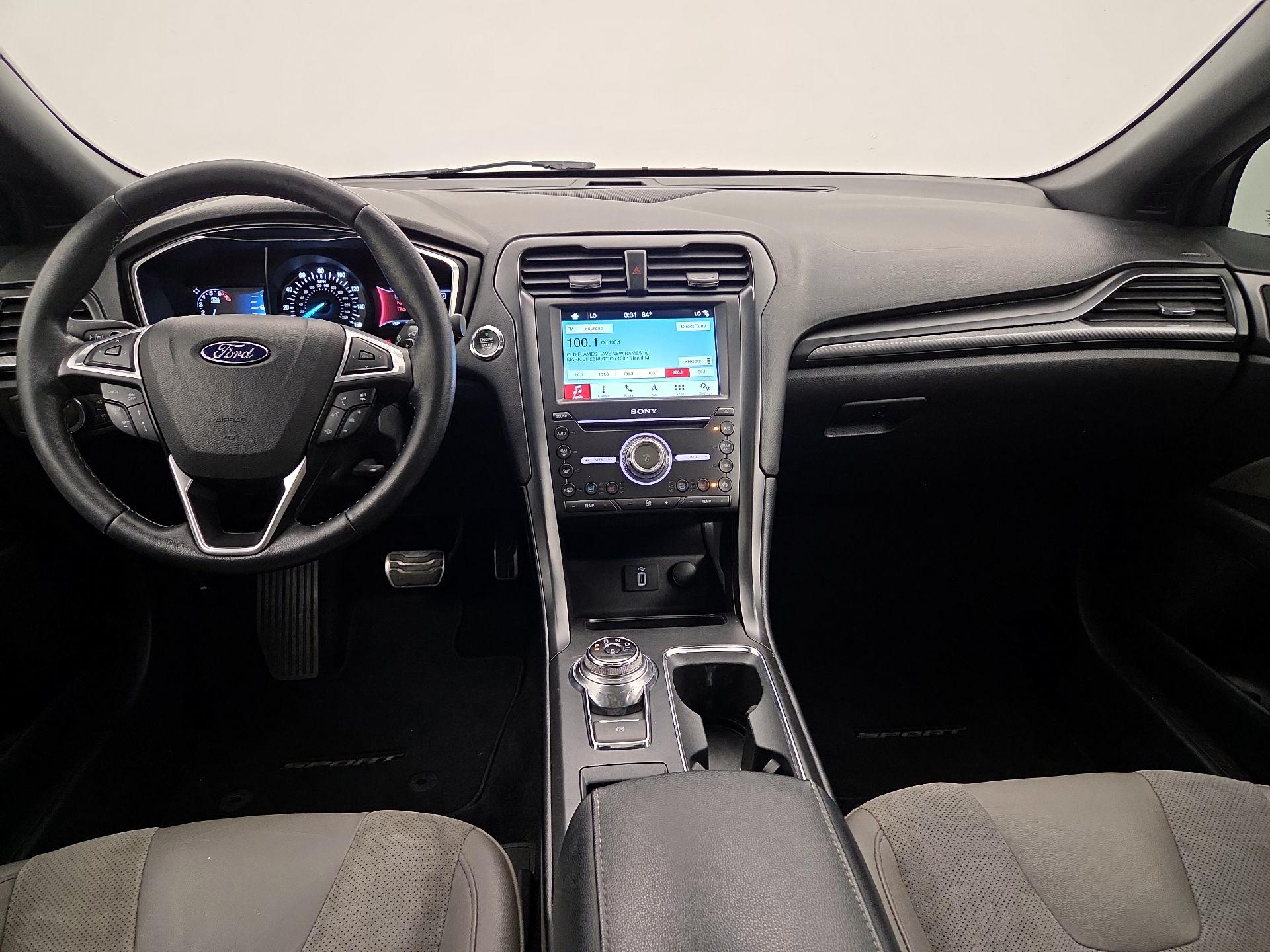 Thumbnail: 2017 Ford Fusion - 9