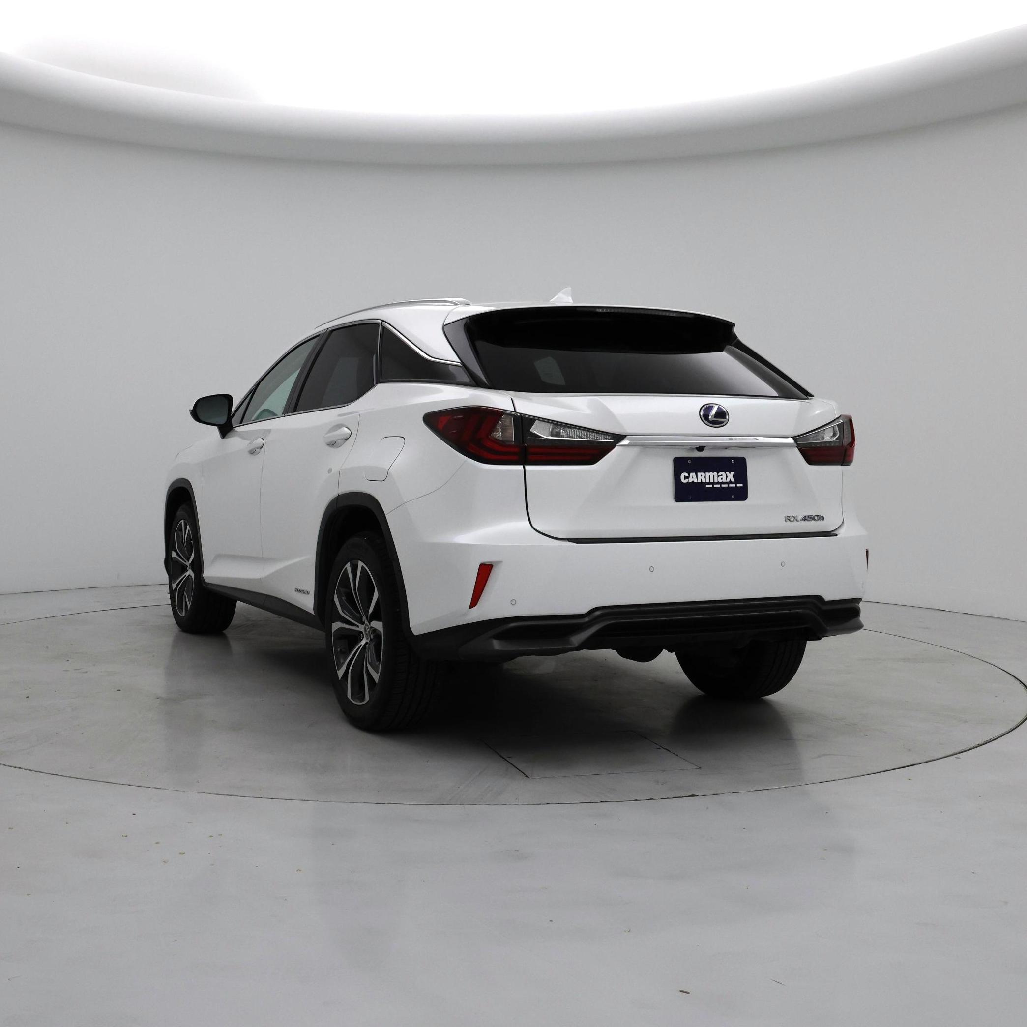 Thumbnail: 2017 Lexus RX - 2