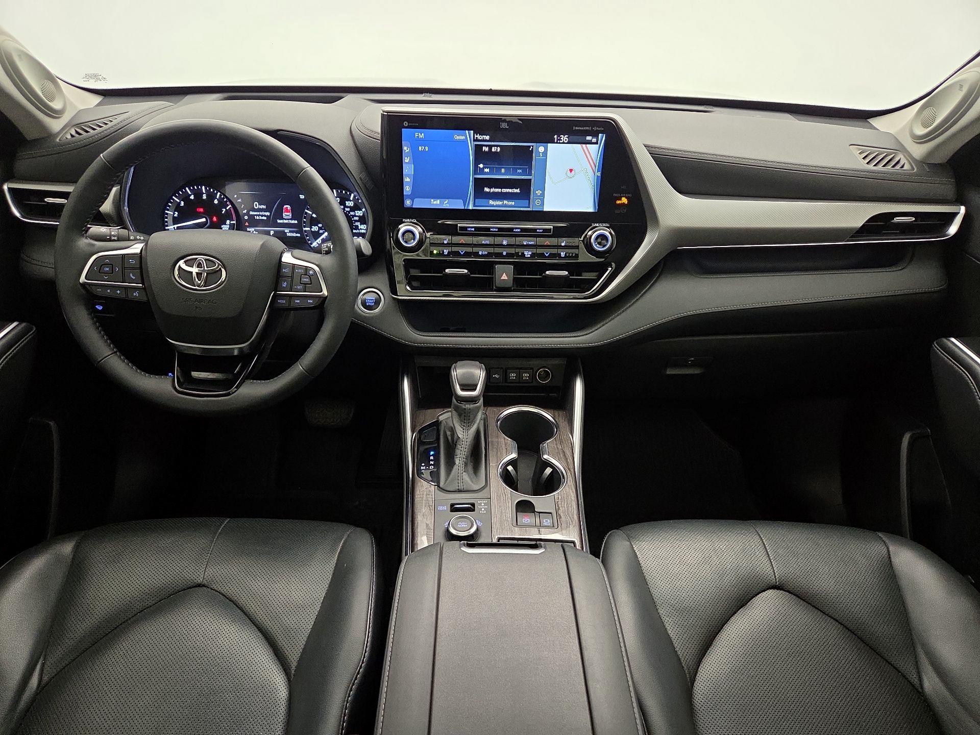 Thumbnail: 2020 Toyota Highlander - 9