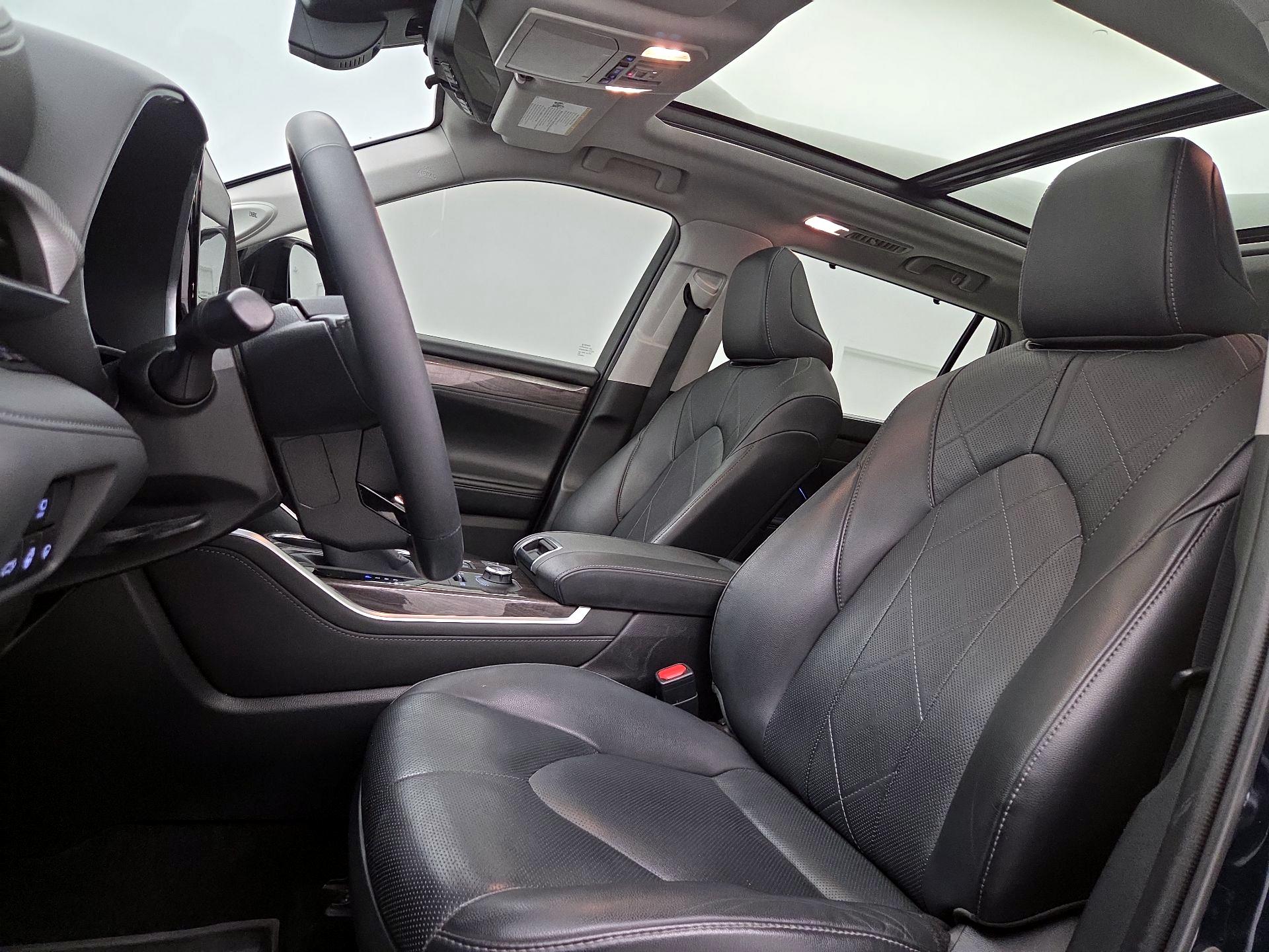 Thumbnail: 2020 Toyota Highlander - 11