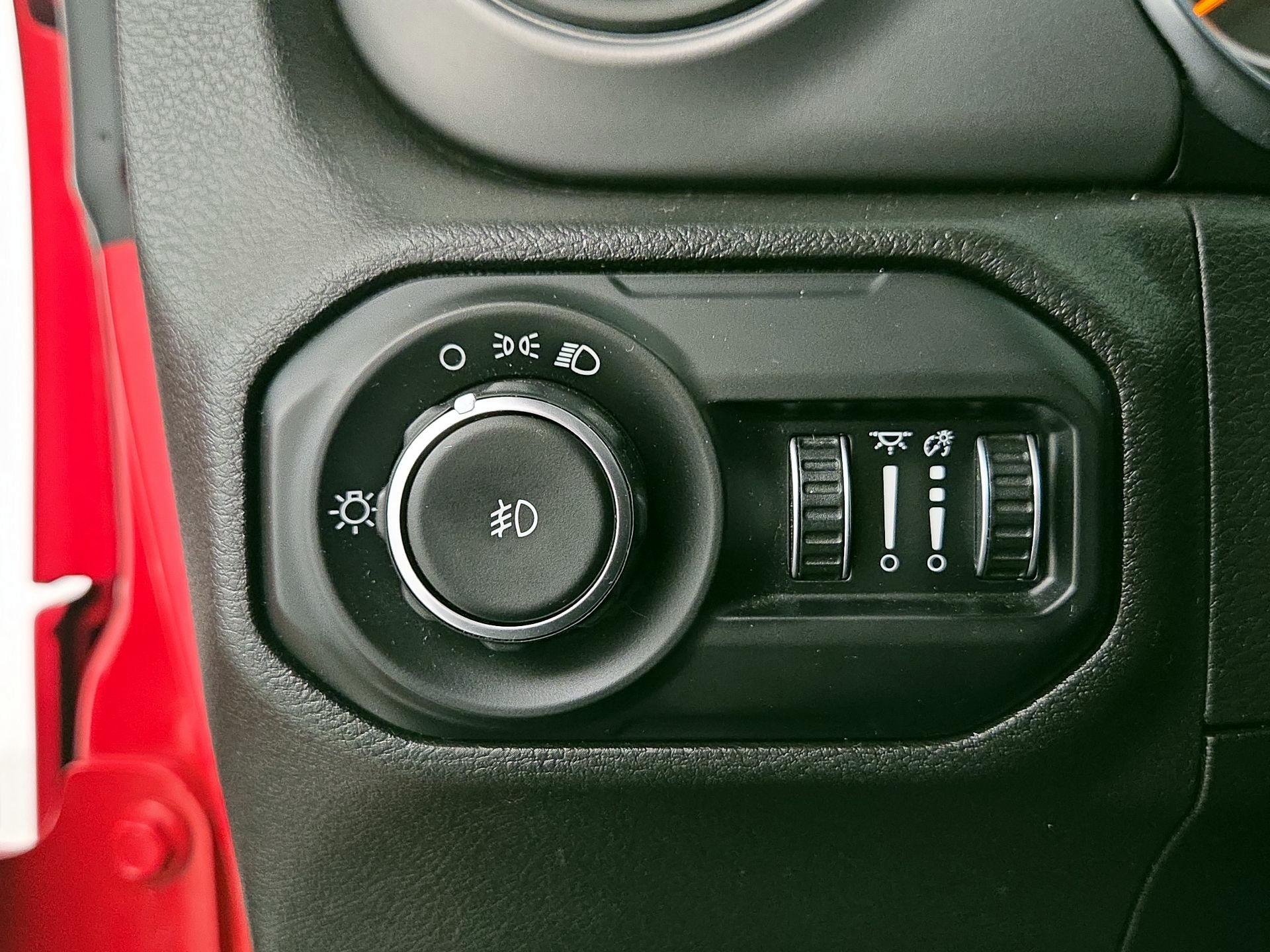 Thumbnail: 2021 Jeep Wrangler - 13